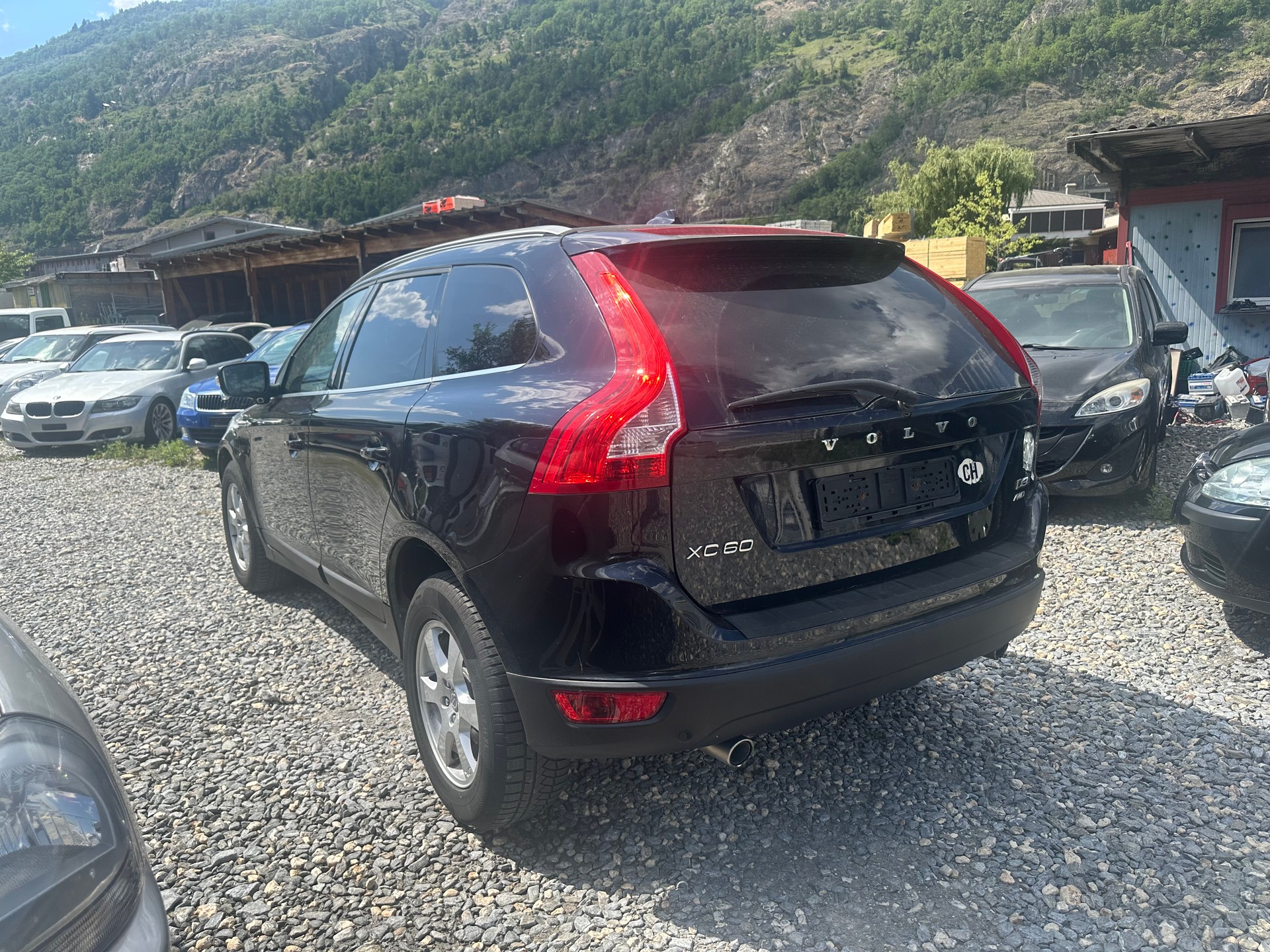 VOLVO XC60 D3 AWD Summum Geartronic-image-8