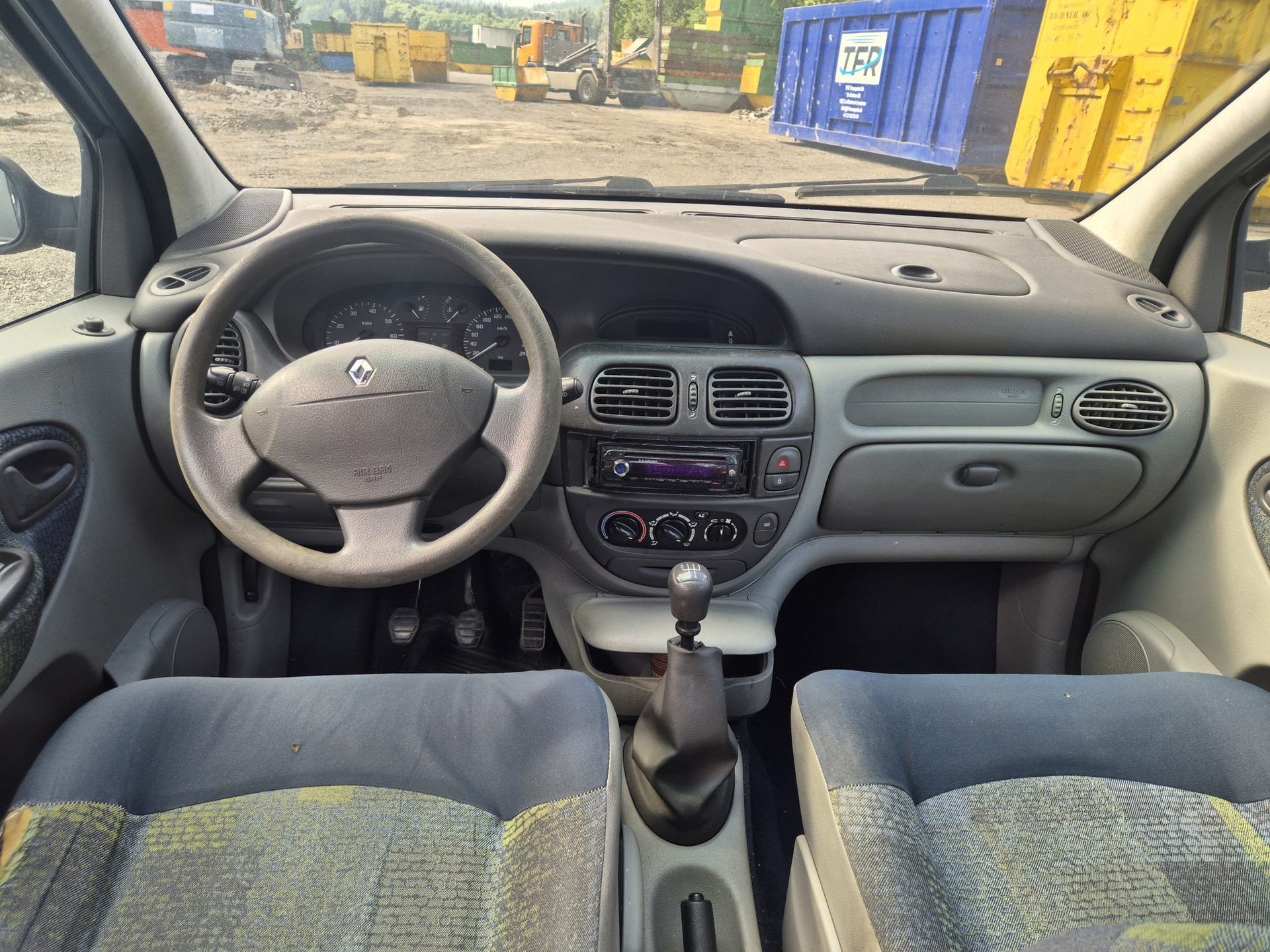RENAULT Scenic-image-8