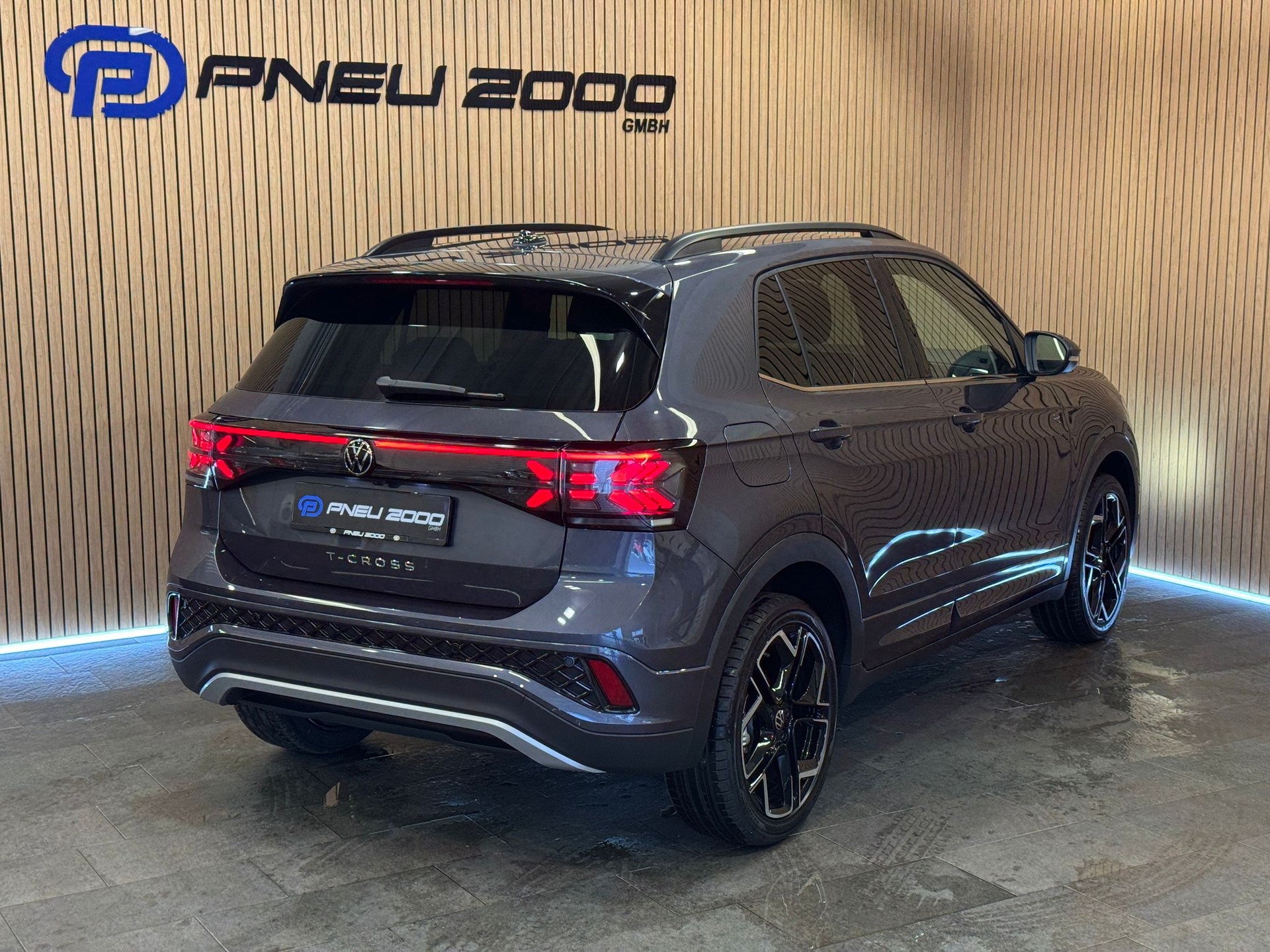 VW T-Cross 1.0 TSI EVO R-Line DSG *48Monate/80'000km Werksgarantie*-image-4