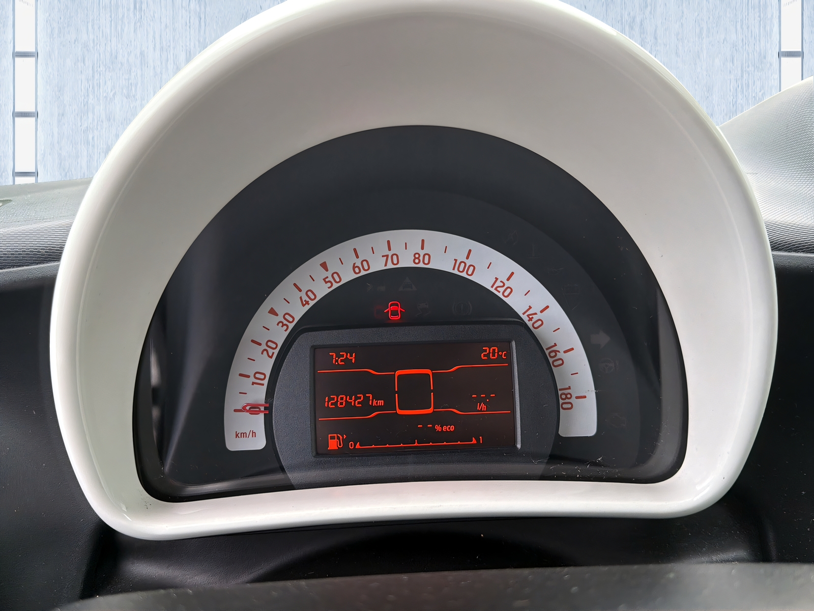 SMART fortwo-image-13