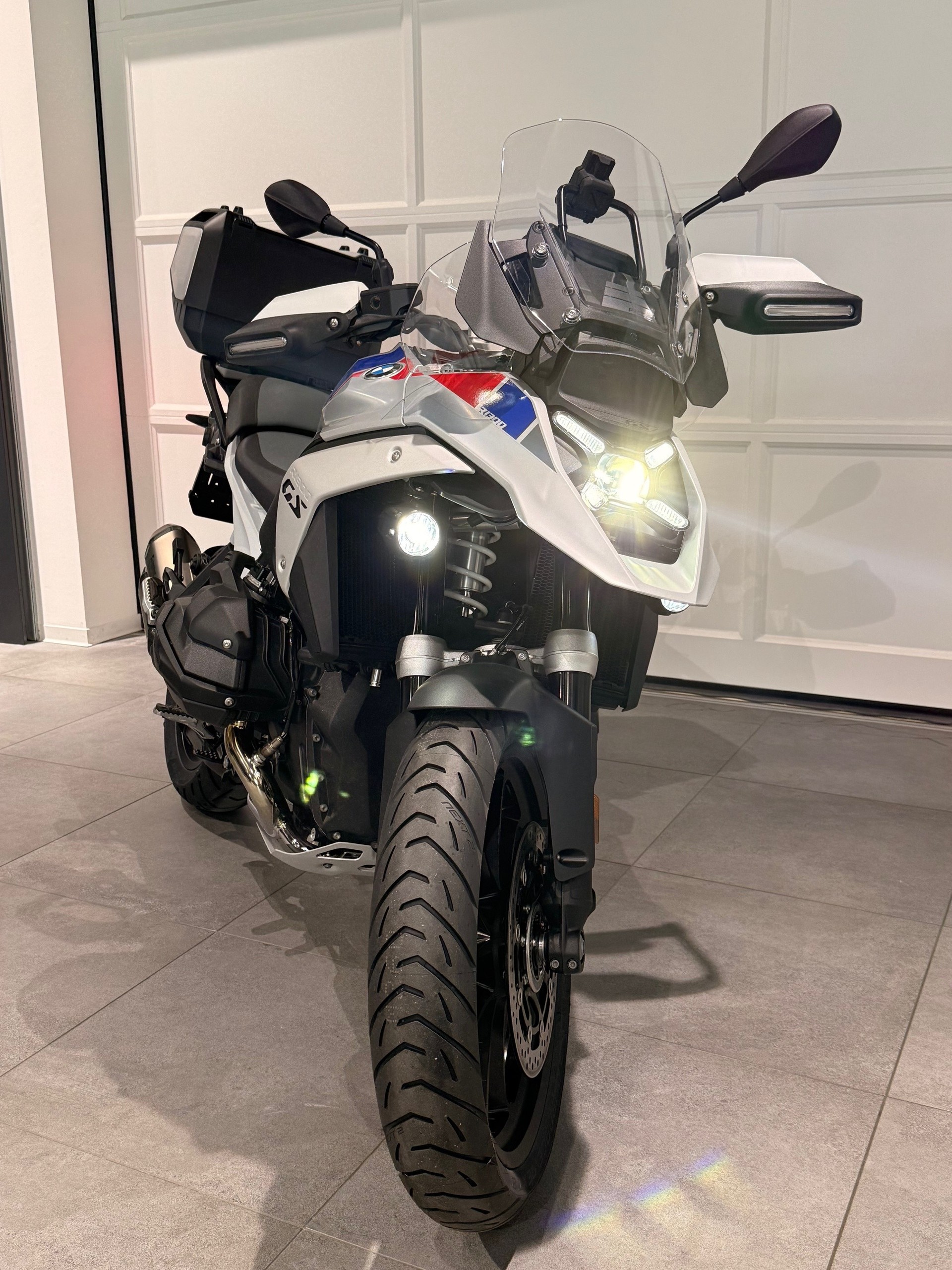 BMW R 1300 GS-image-6