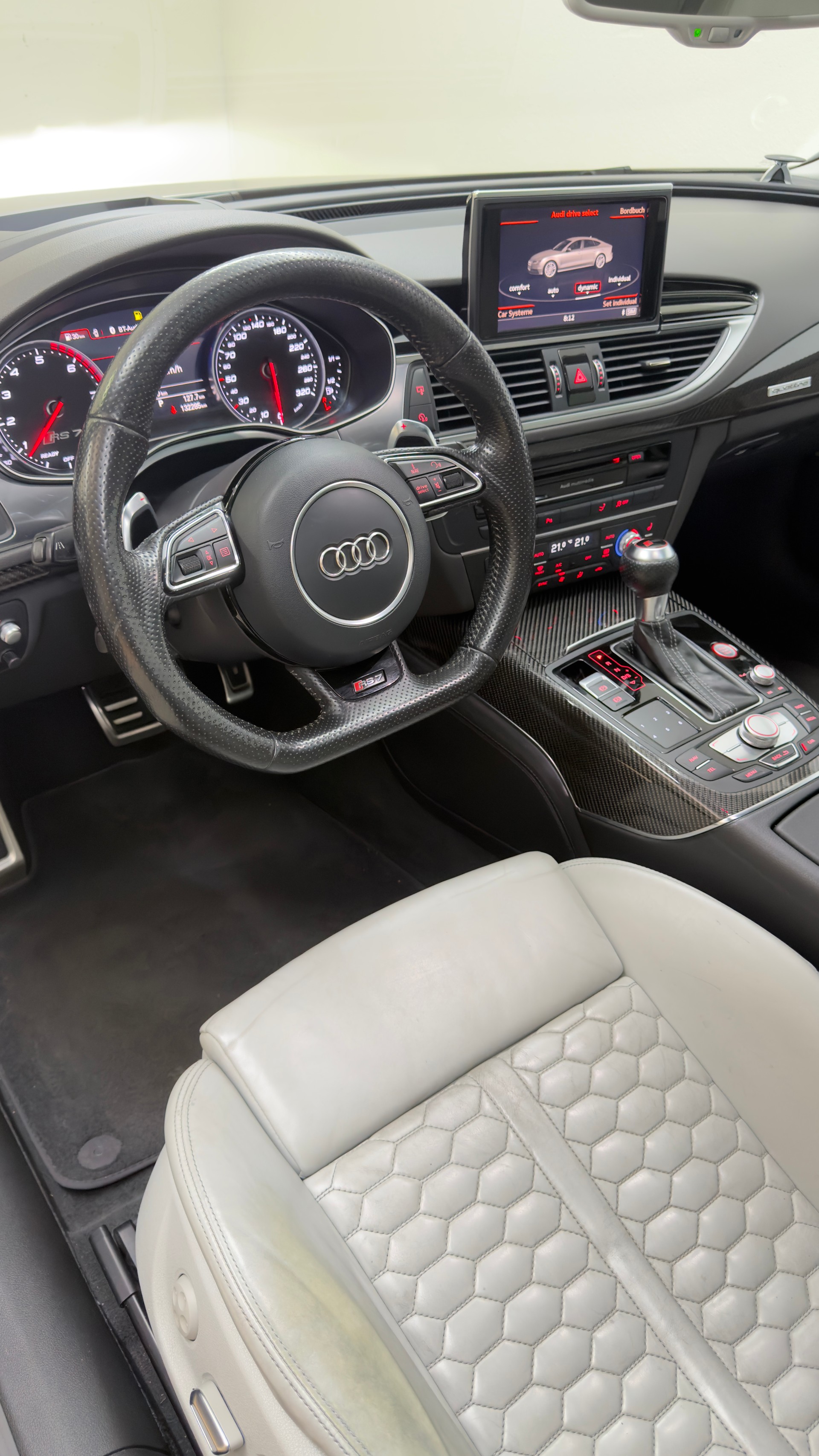 AUDI RS7 Sportback 4.0 TFSI V8 performance quattro-image-8
