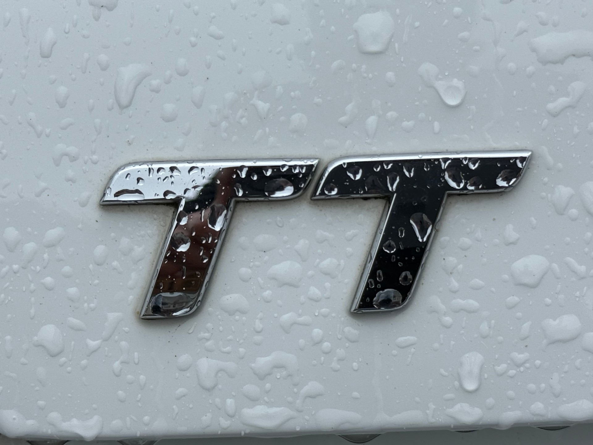 AUDI TT Roadster 2.0 TFSI Style S-Line-image-19