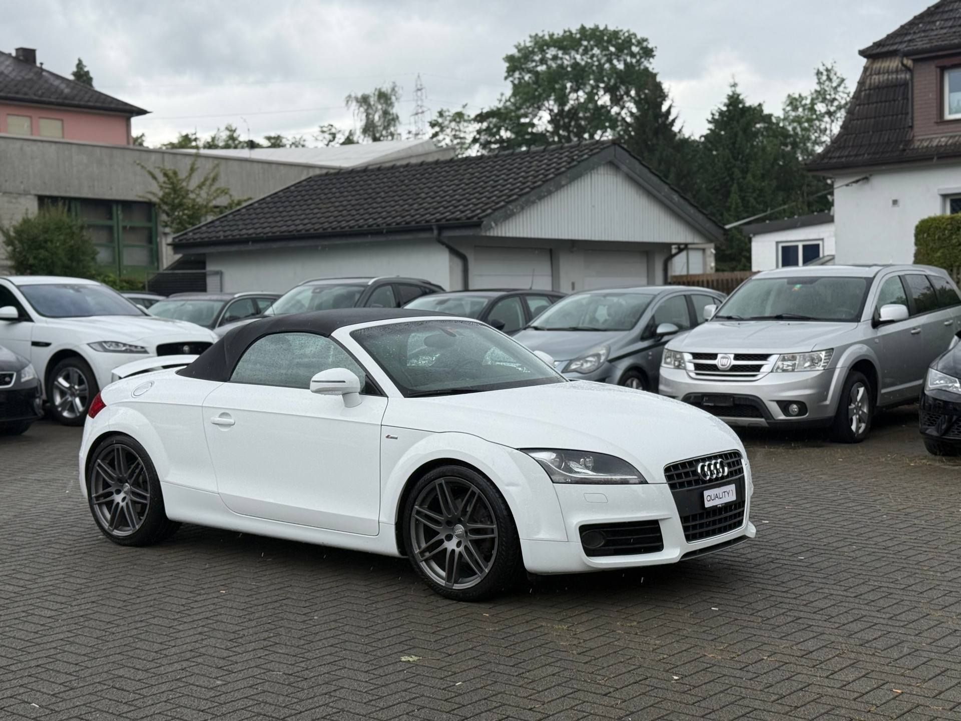 AUDI TT Roadster 2.0 TFSI Style S-Line-image-11