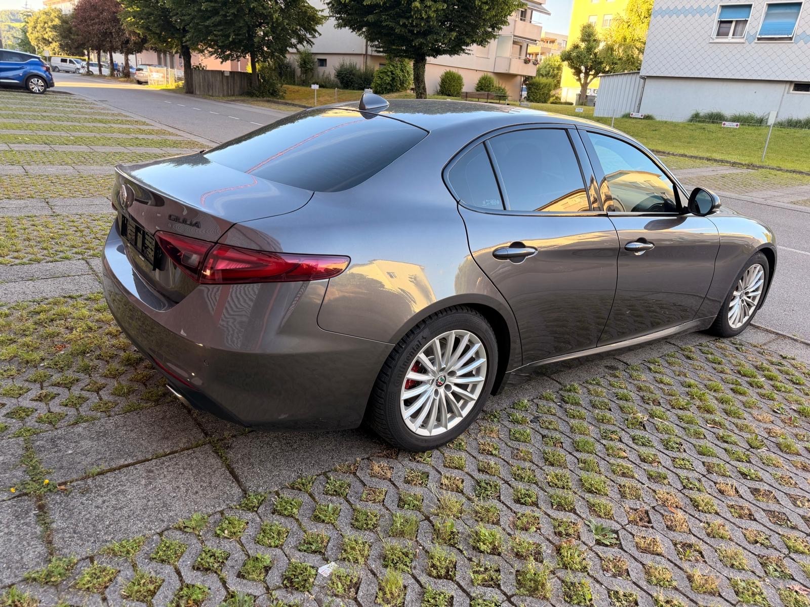 ALFA ROMEO Giulia 2.2 JTDM Super Automatic-image-4