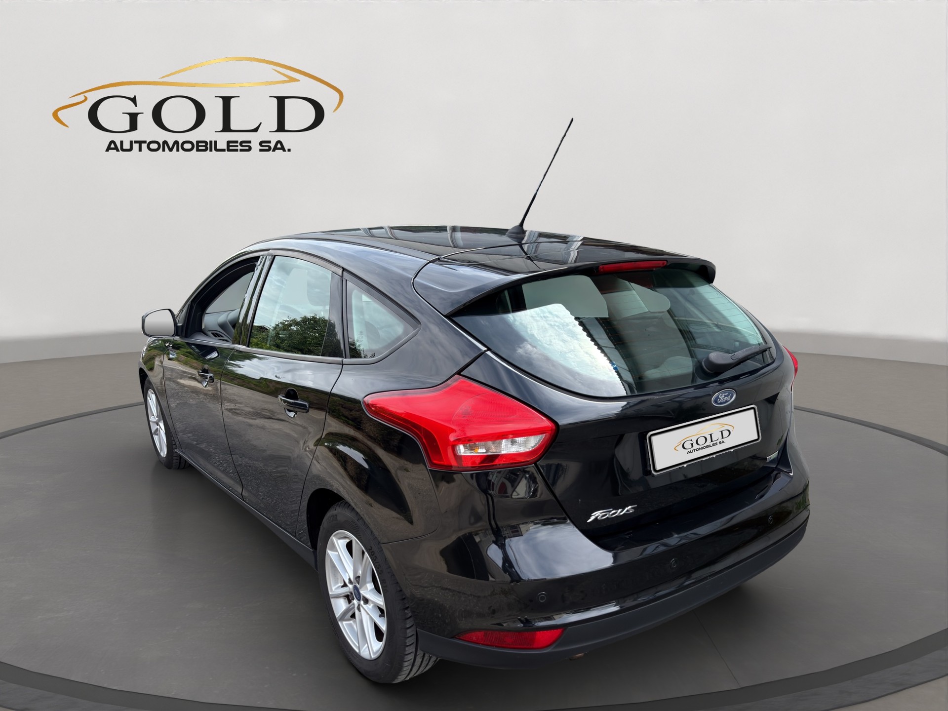 FORD Focus 1.0 SCTi Business-image-9