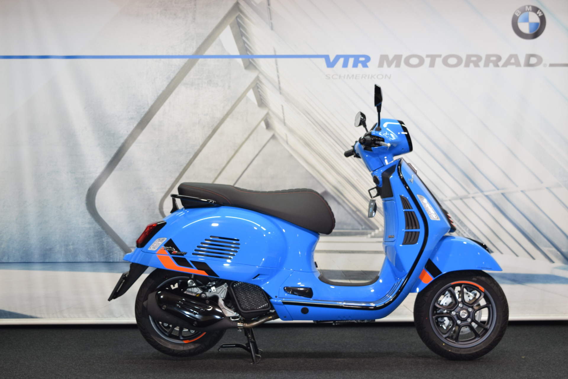 PIAGGIO Vespa GTS 125 Super Sport-showroom-element-1