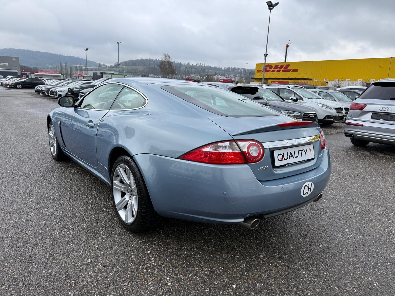 JAGUAR XK Coupé 4.2 V8-showroom-element-3
