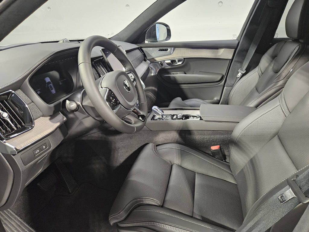 VOLVO XC90 2.0 T8 TE Ultra Dark eAWD-image-9
