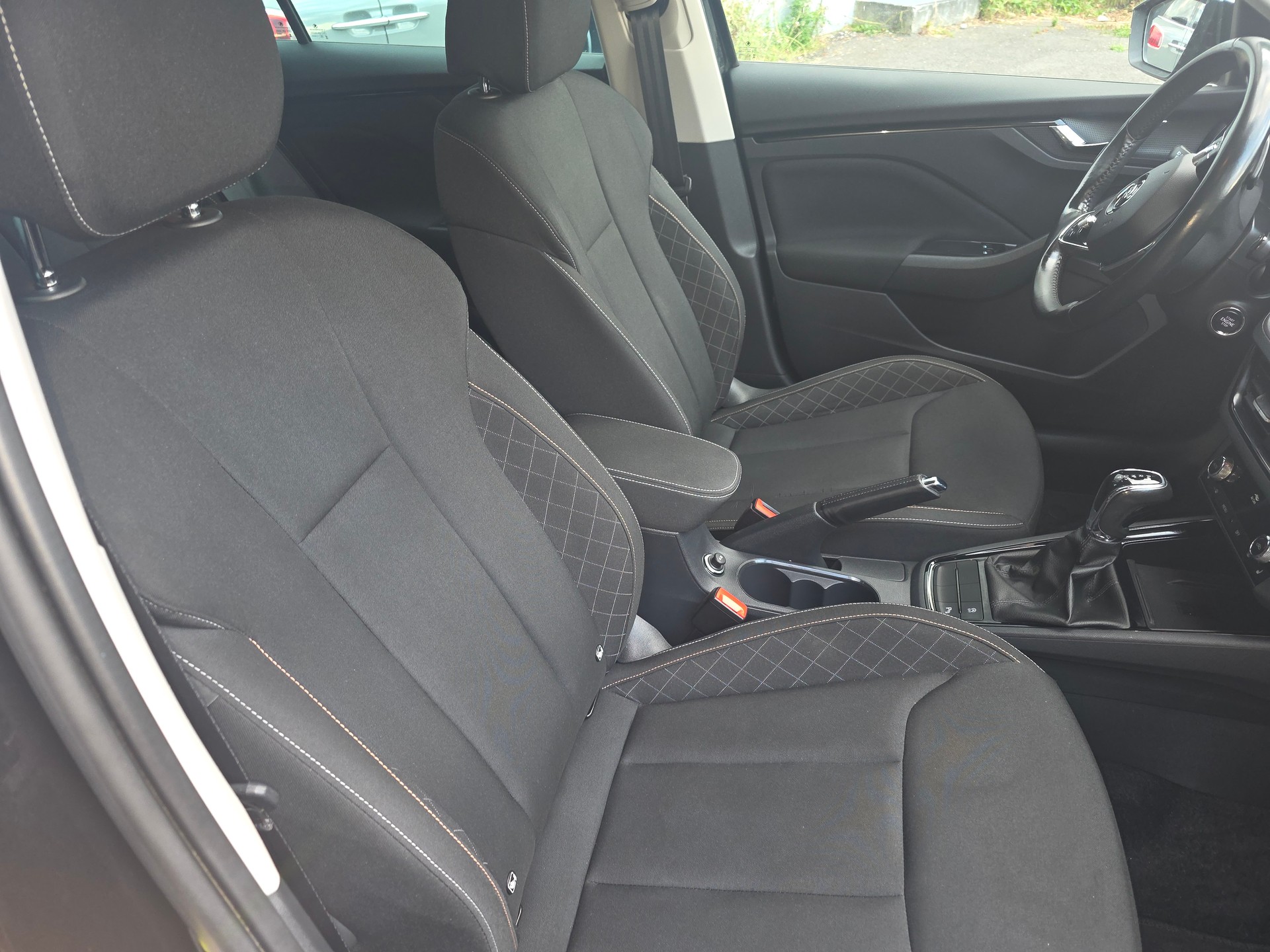 SKODA Scala 1.0 TSI Ambition DSG-image-4