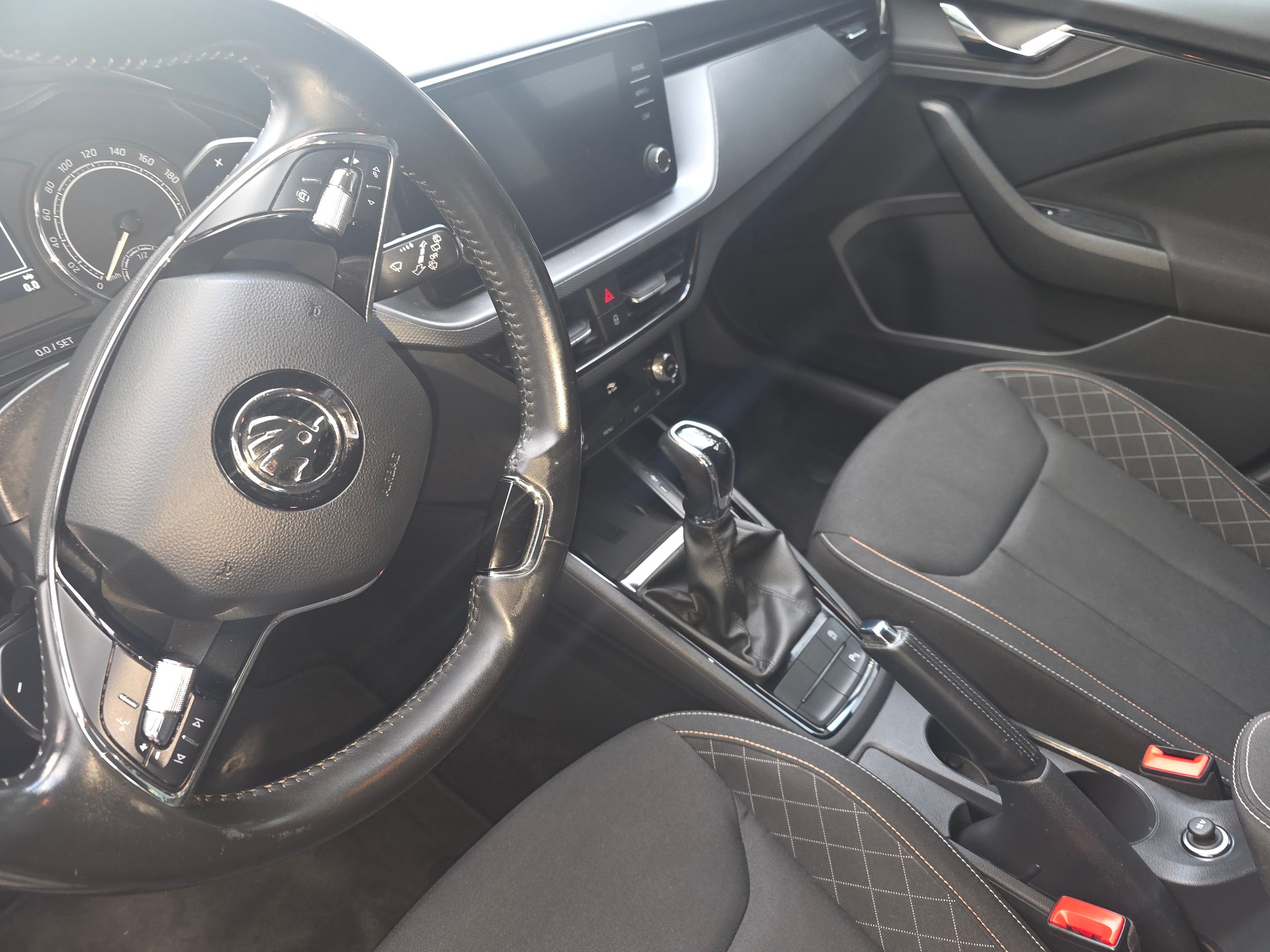 SKODA Scala 1.0 TSI Ambition DSG-image-5