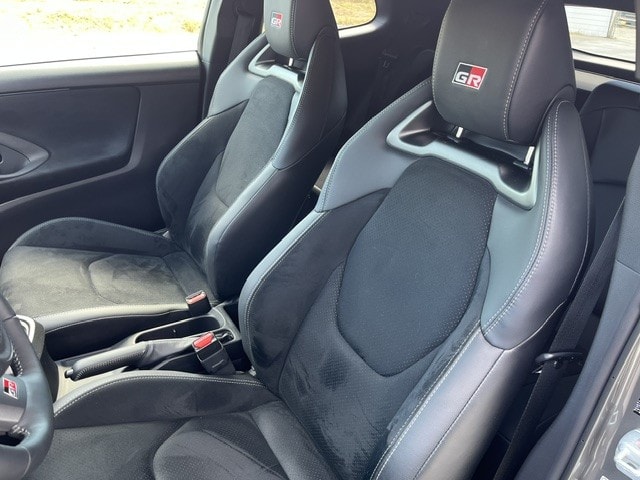 TOYOTA GR Yaris 1.6 Turbo Sport 4x4-image-7