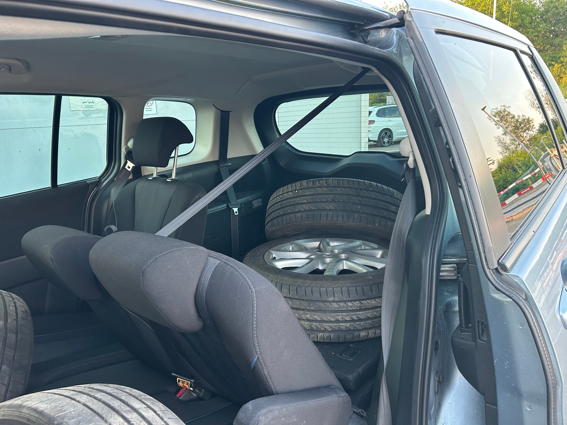 MAZDA 5 2.0 16V Sport-image-9
