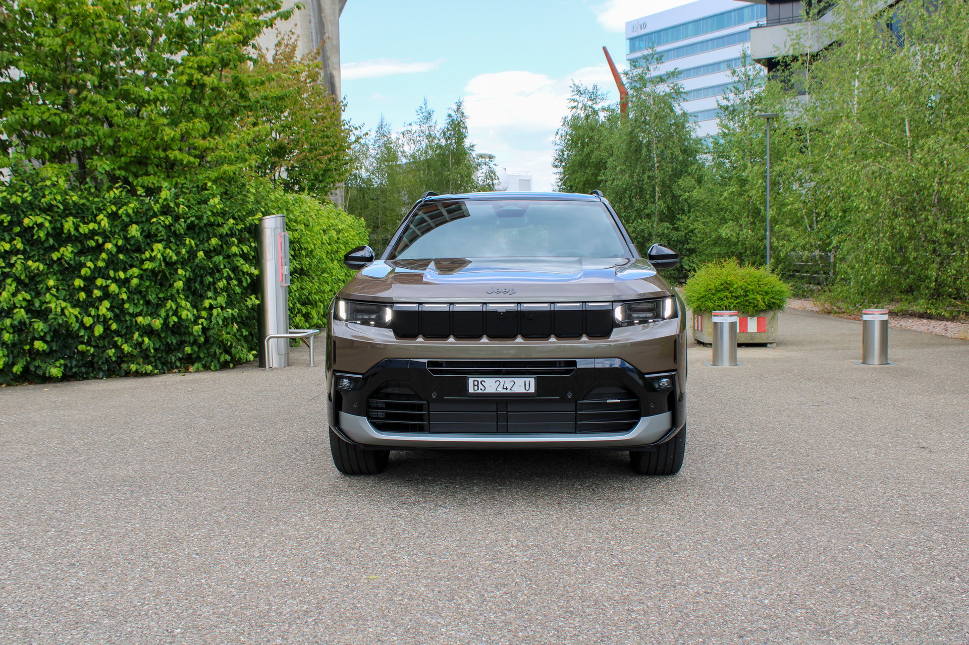 JEEP Compass 1.6 T PHEV Summit-showroom-element-1