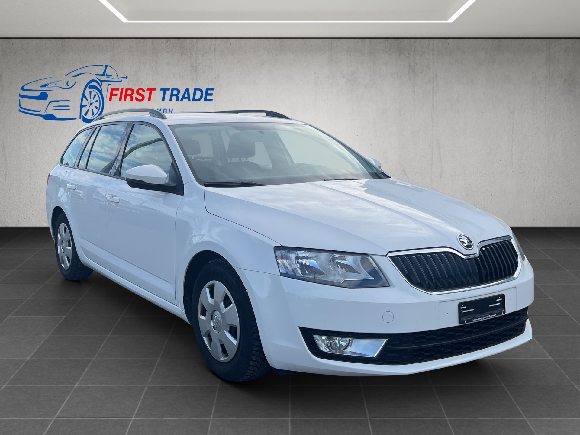 SKODA Octavia Combi 1.6 TDI GreenLine-image-2