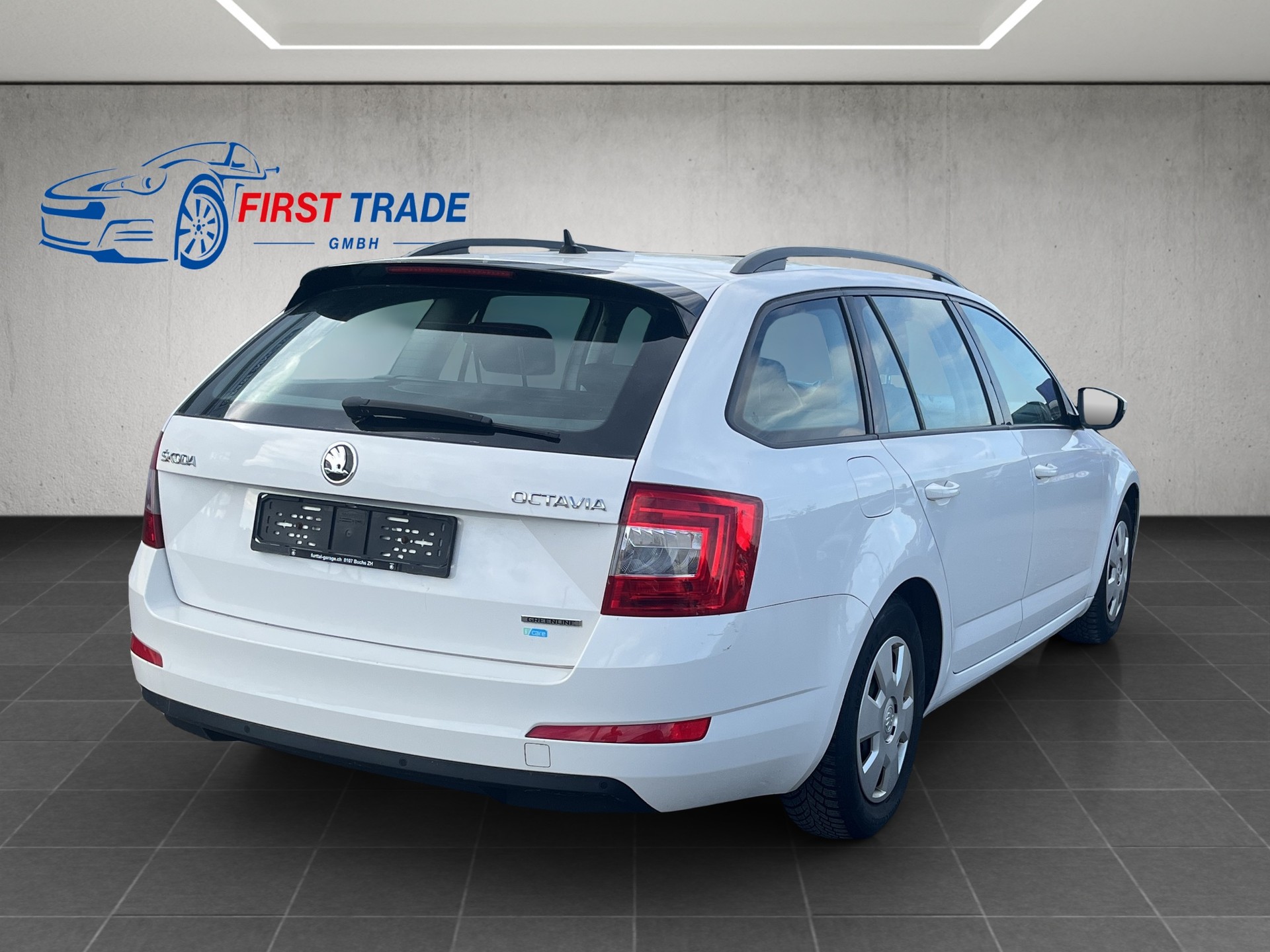 SKODA Octavia Combi 1.6 TDI GreenLine-image-4