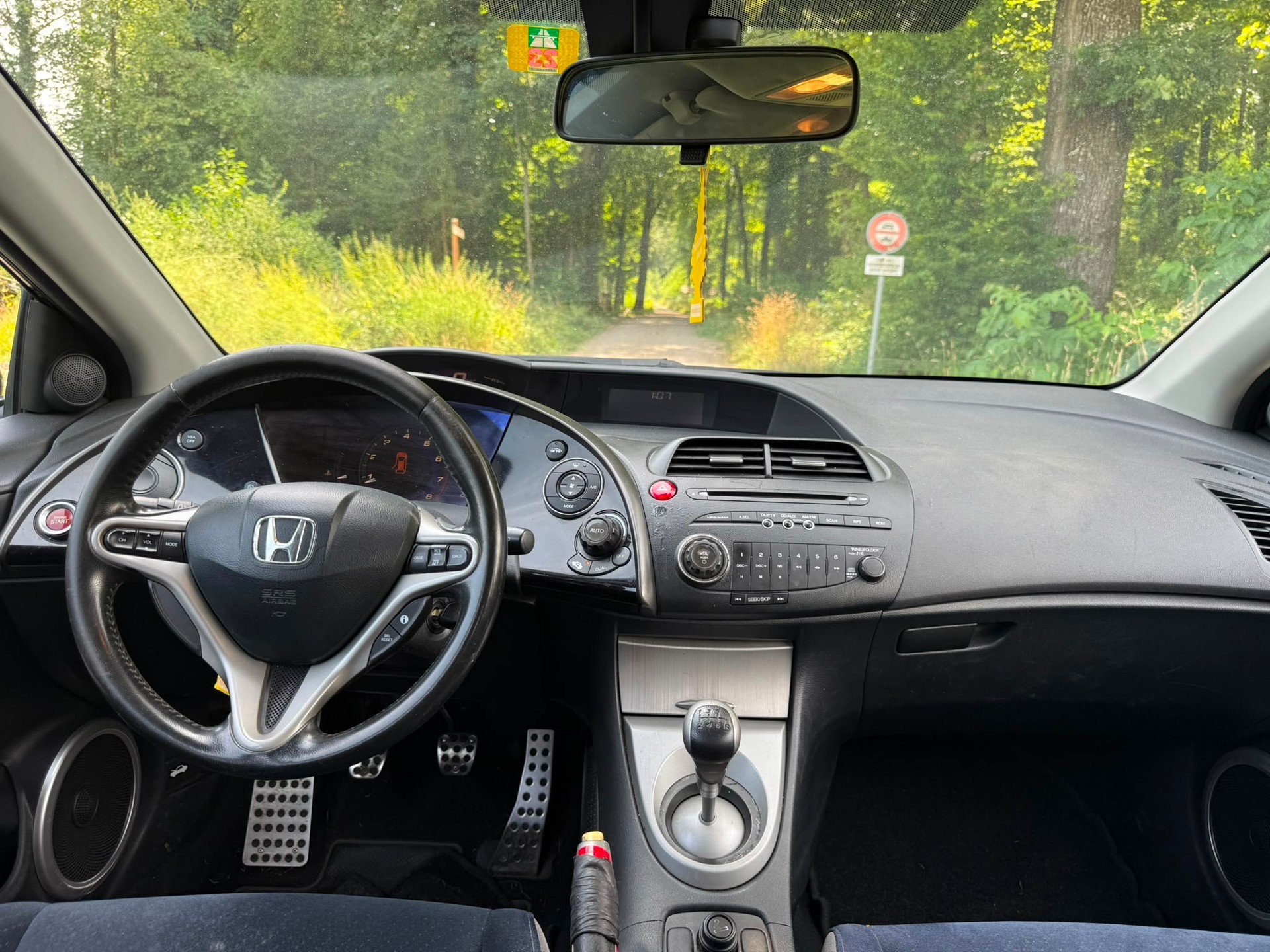 HONDA Civic 1.8i-image-6