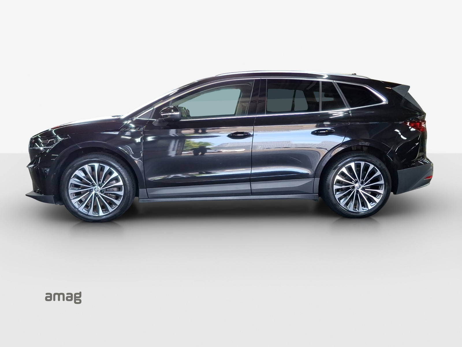 SKODA Enyaq iV 80x-showroom-element-1