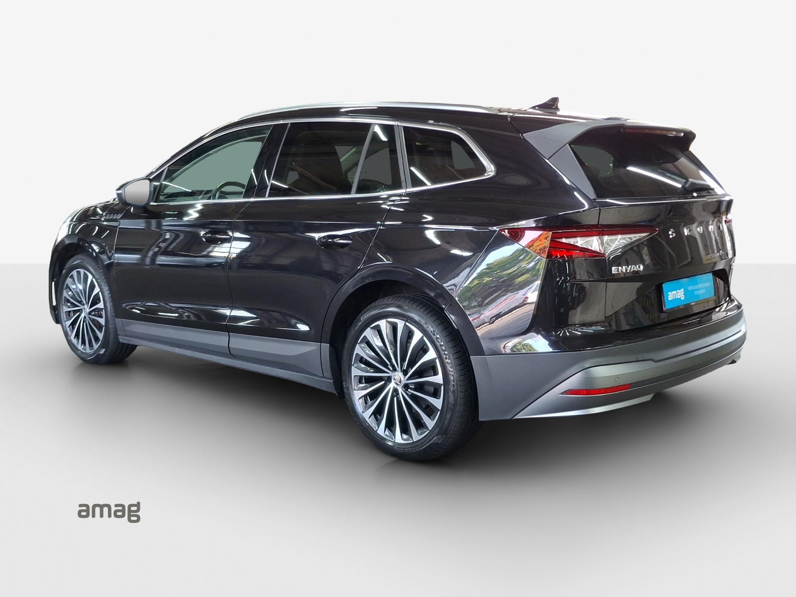 SKODA Enyaq iV 80x-showroom-element-2