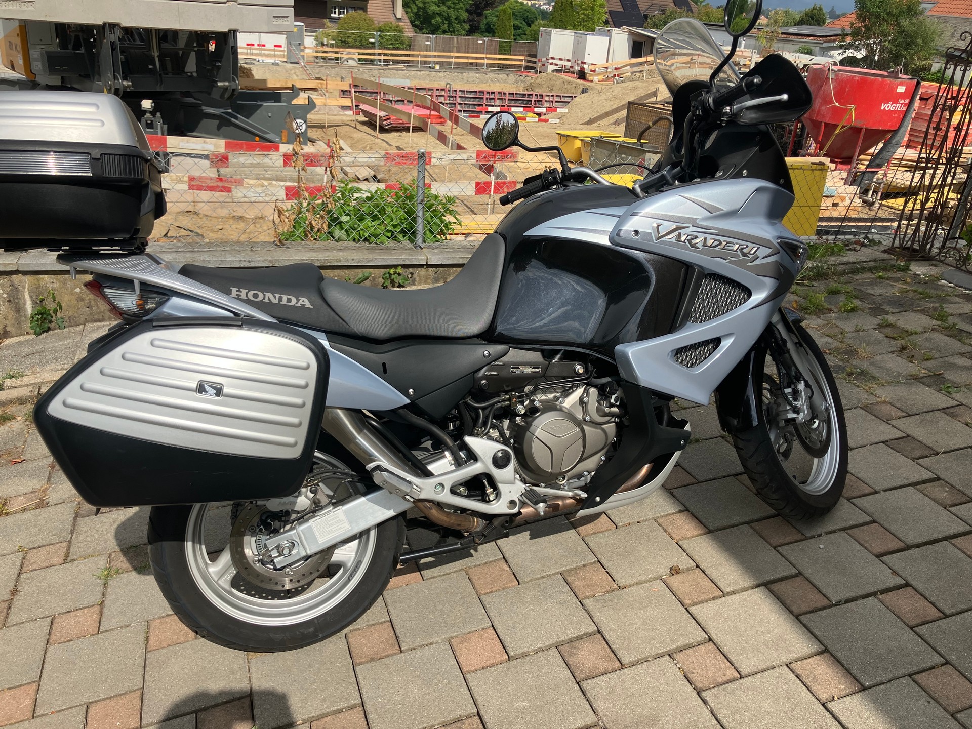 HONDA XL 1000 V Varadero ABS-image-0