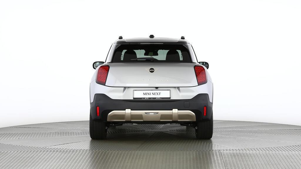 MINI Aceman E-image-13