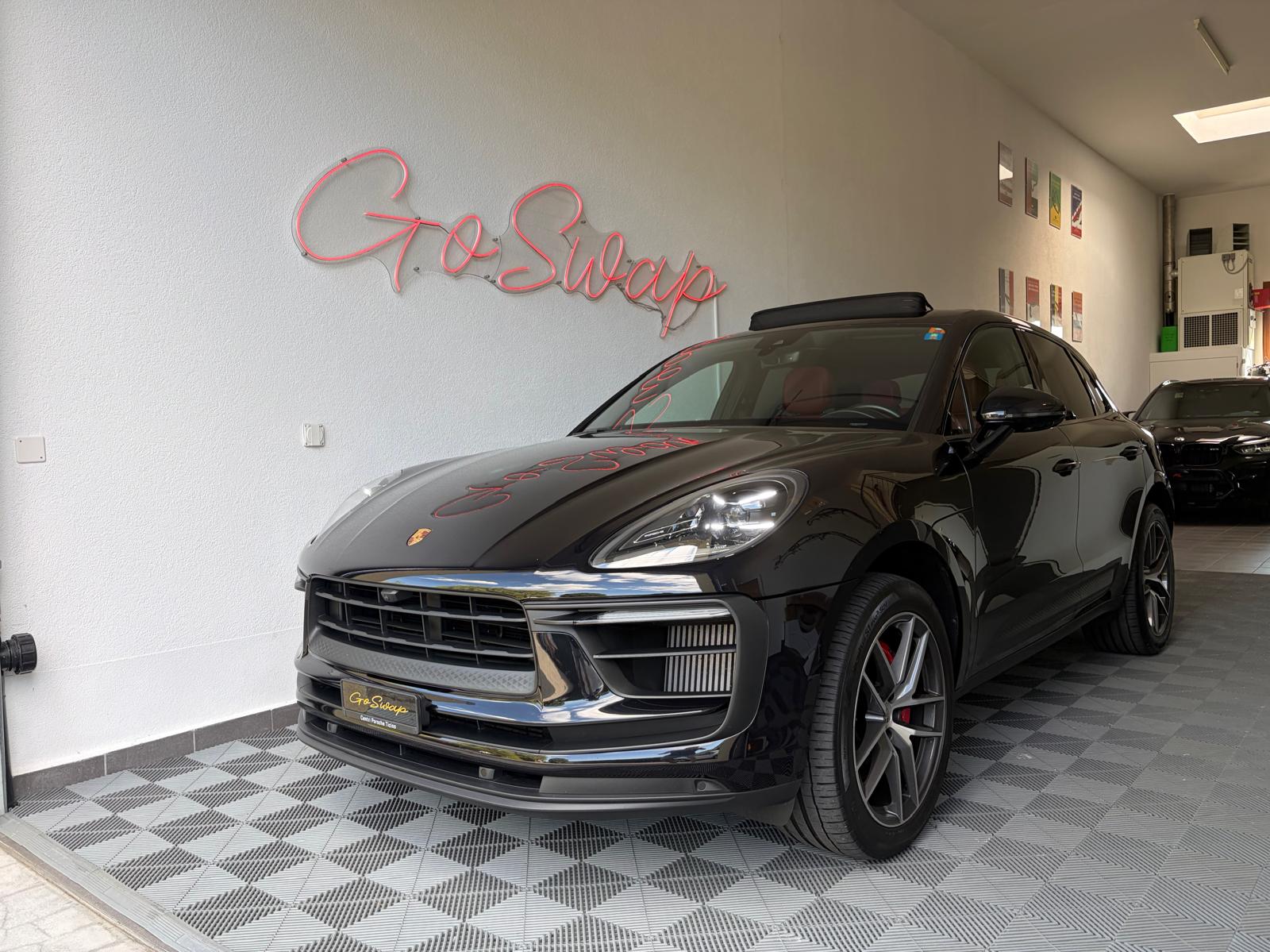 PORSCHE Macan S PDK