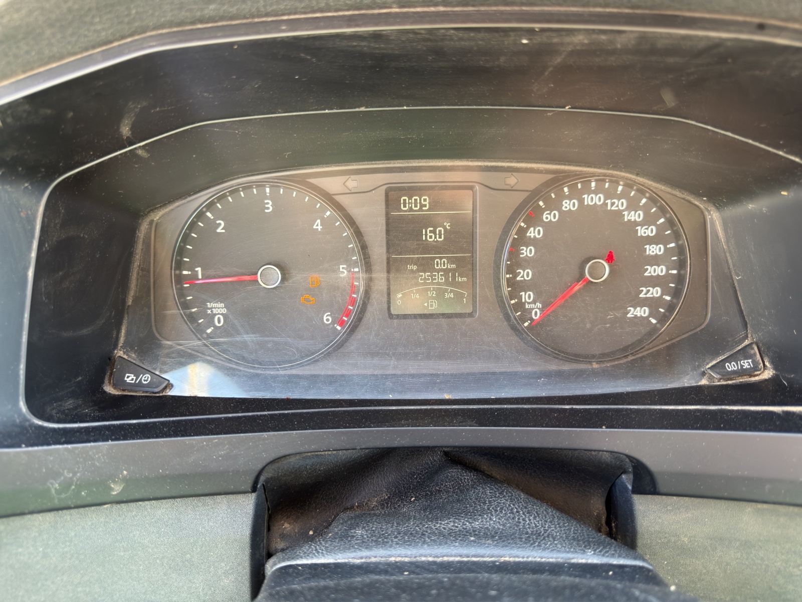 VW T6 2.0 TDI-image-9