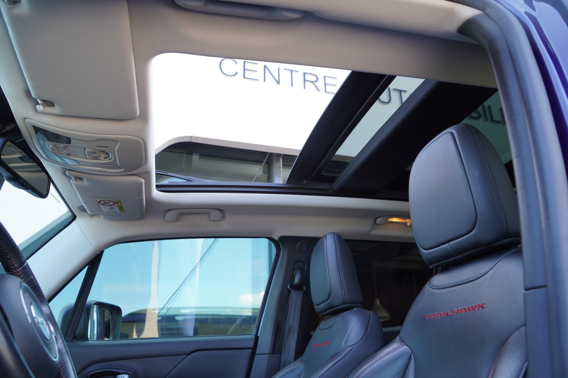 JEEP Renegade 2.0 CRD Trailhawk AWD + Low Range 9ATX-image-27
