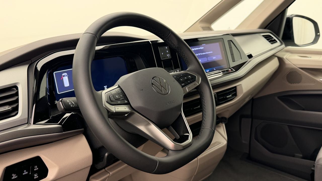 VW Multivan 2.0 TDI Life DSG-image-6