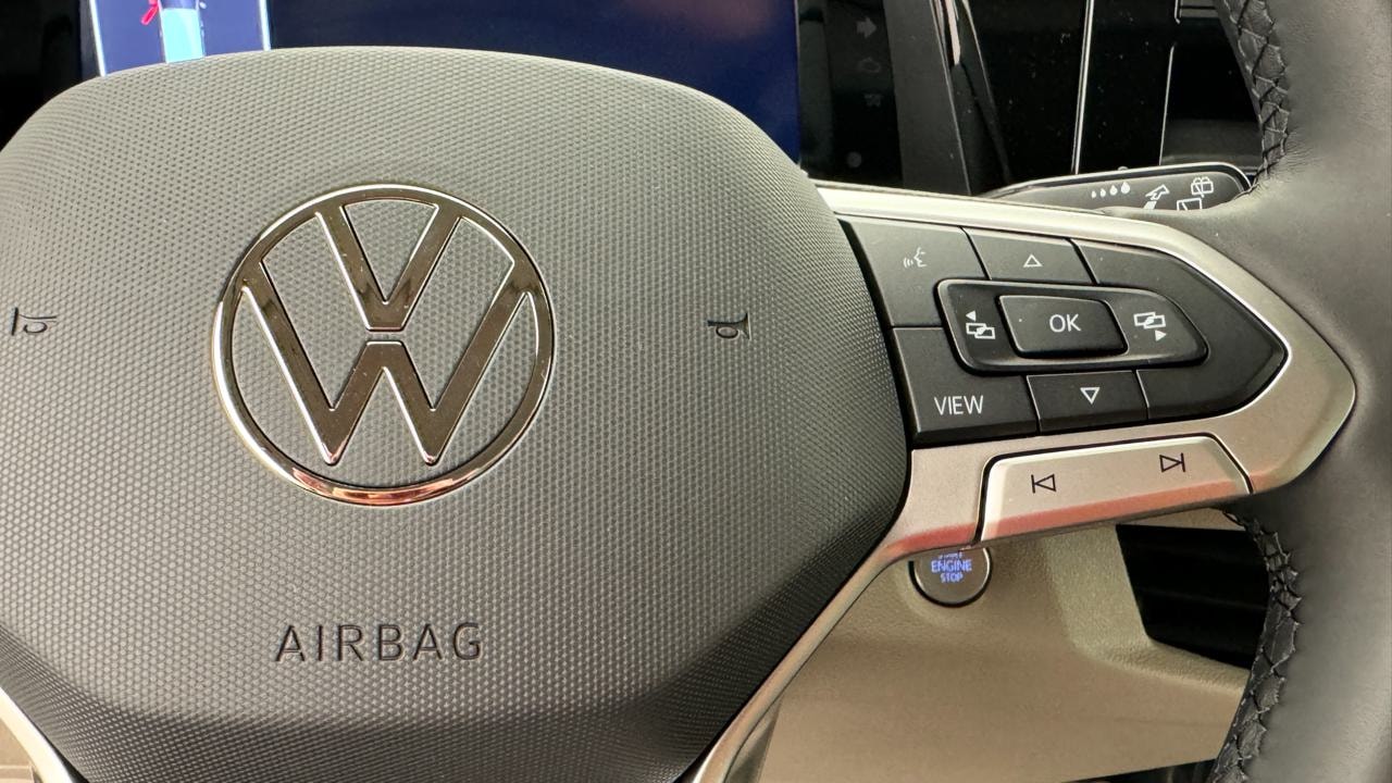 VW Multivan 2.0 TDI Life DSG-image-9
