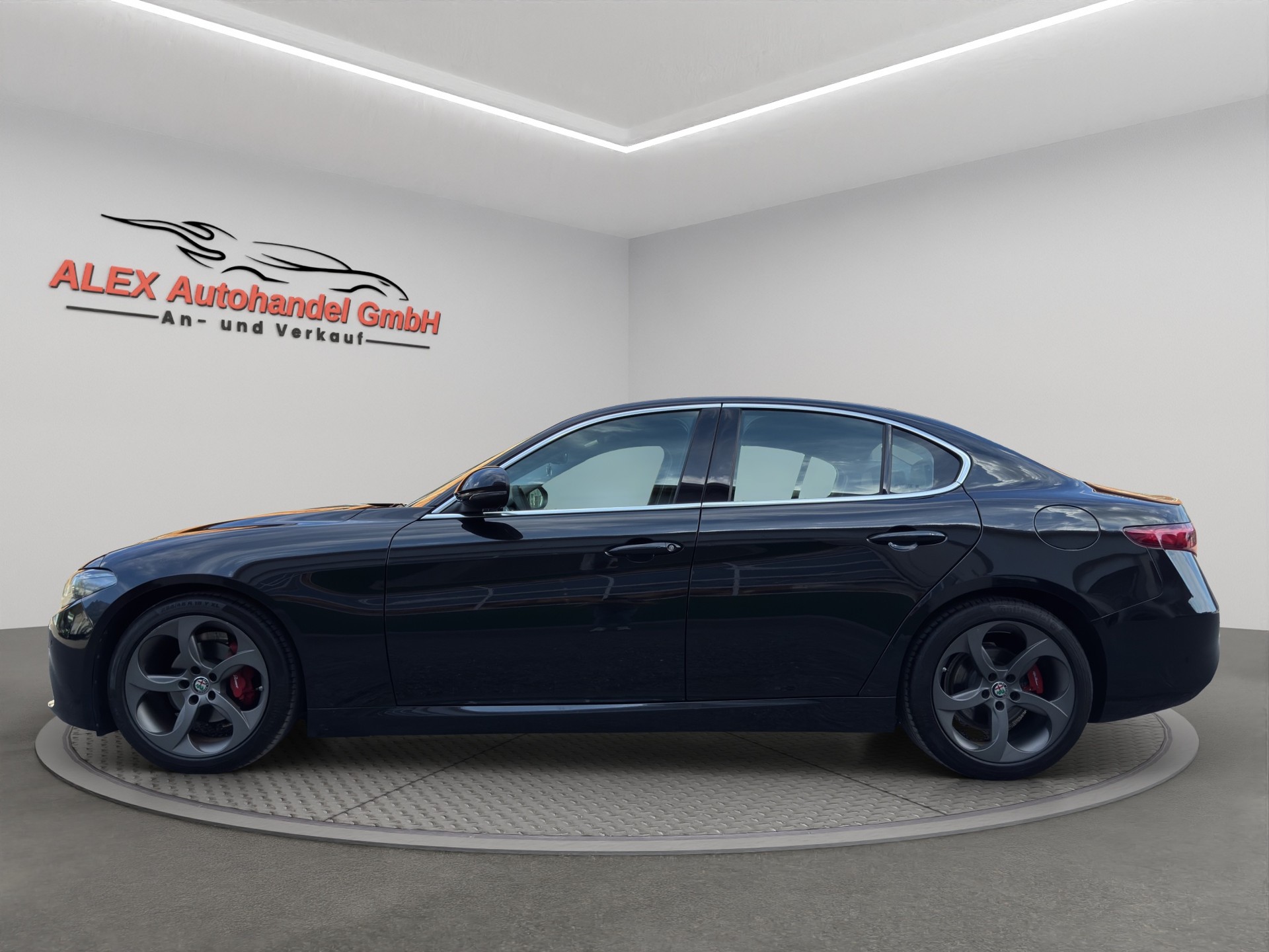 ALFA ROMEO Giulia 2.2 JTDM Super Automatic-image-2