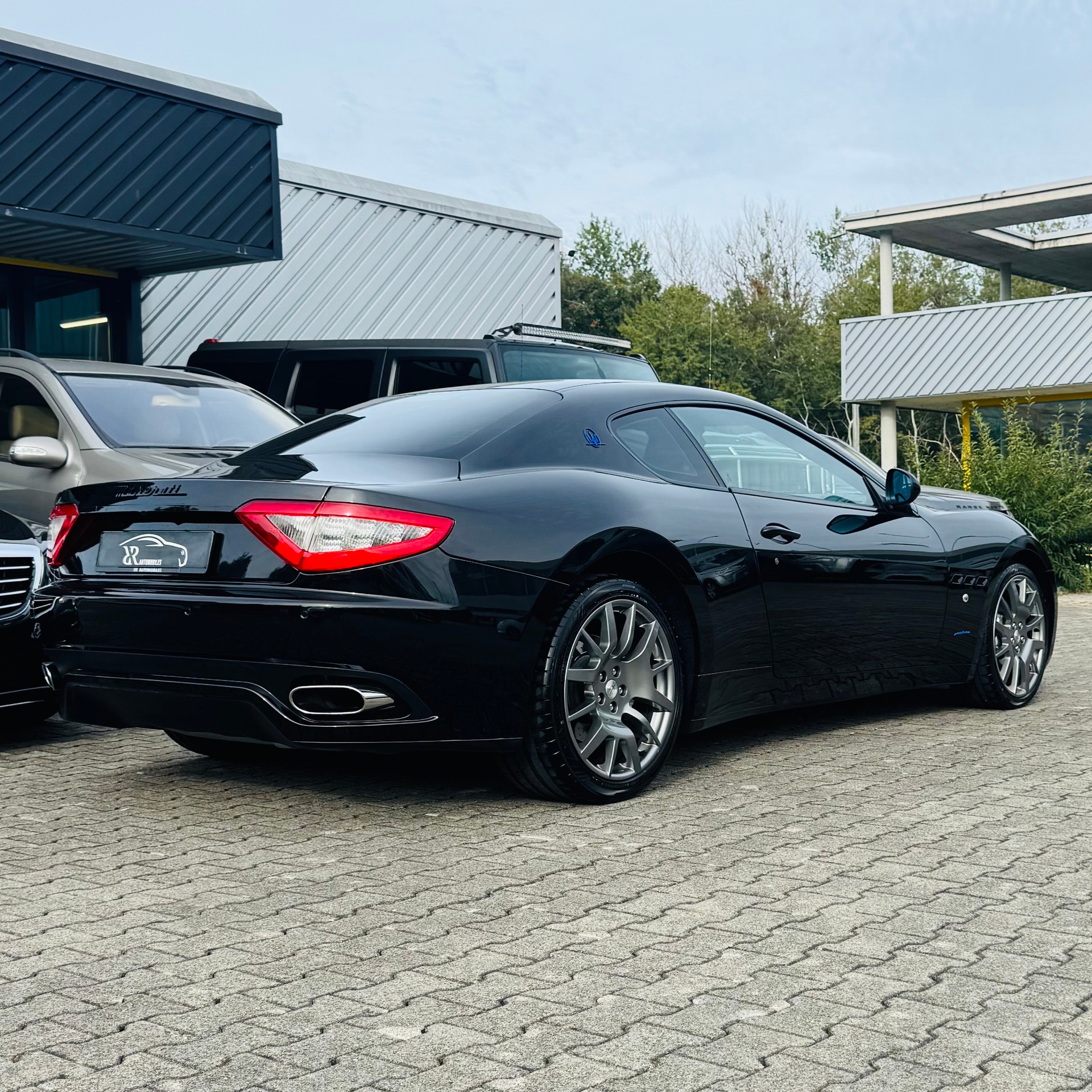 MASERATI GranTurismo Automatica-showroom-element-2