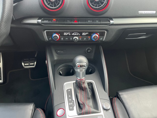 AUDI S3 Sportback 2.0 TFSI quattro S-tronic-image-14
