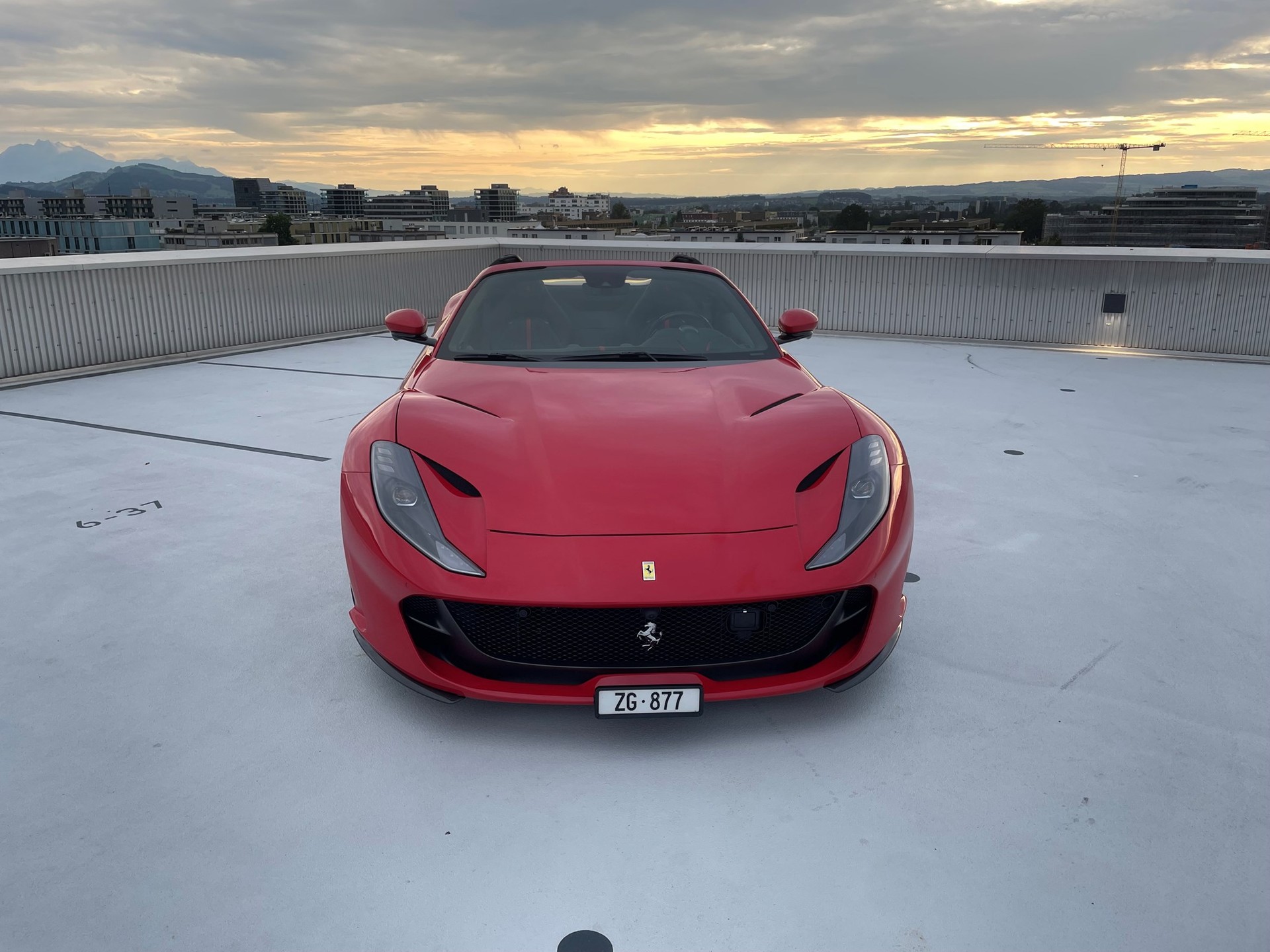 FERRARI 812 GTS-image-1