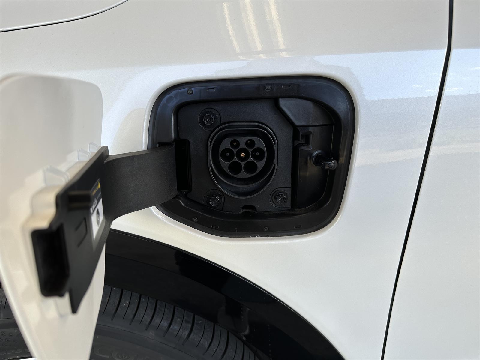 KIA Niro 1.6 GDi Plug-in Hybrid Power Edition-image-13