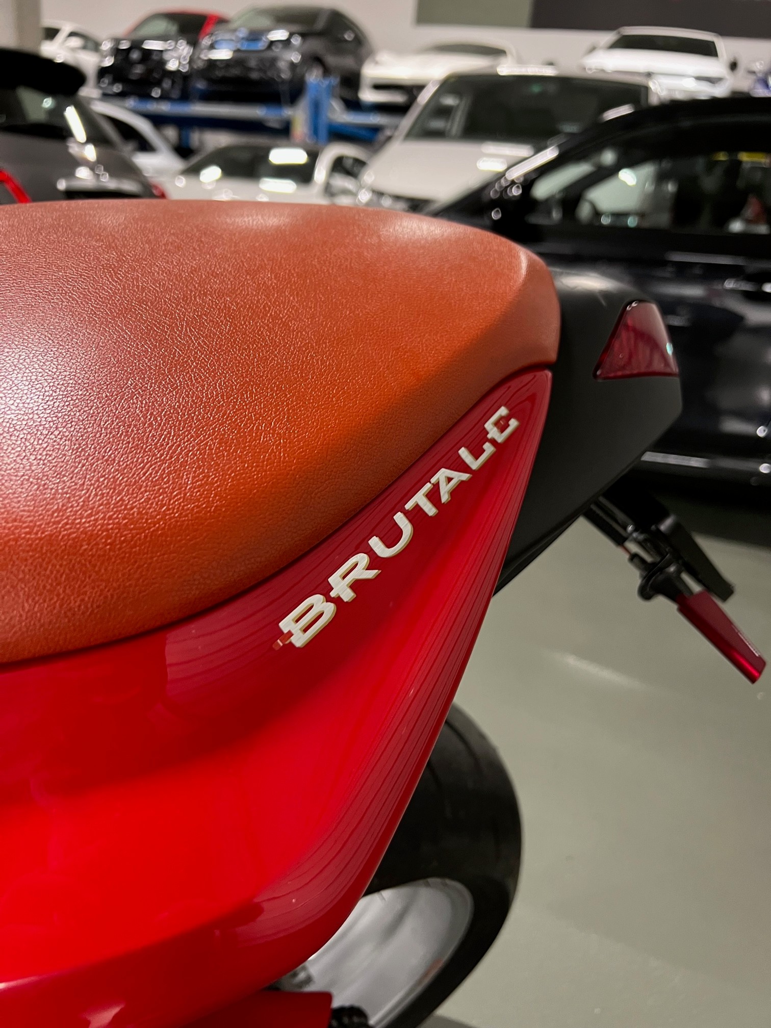 MV AGUSTA B4 Brutale 910-image-9