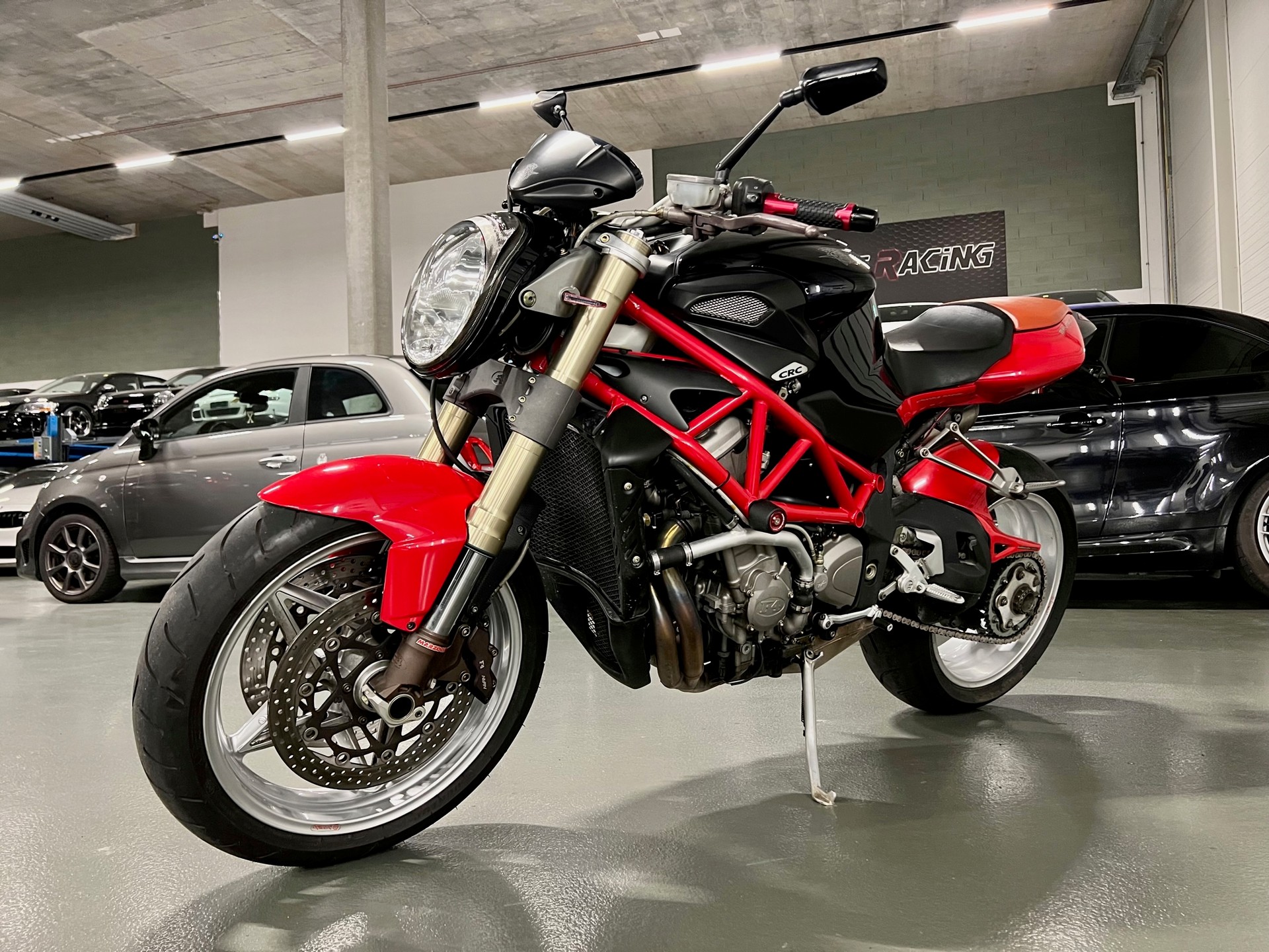 MV AGUSTA B4 Brutale 910-image-4