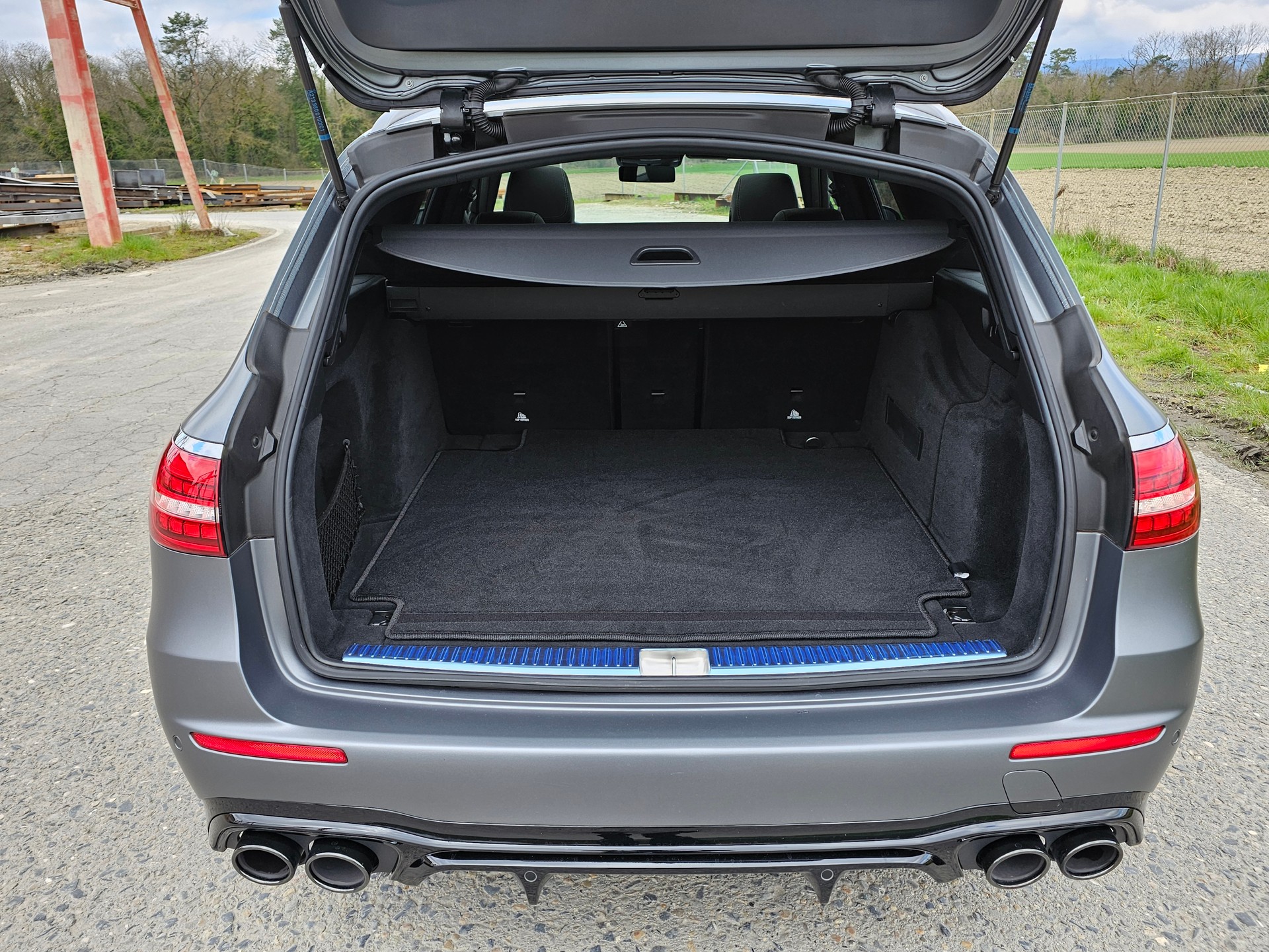 MERCEDES-BENZ AMG E 53 T 4Matic+ Speedshift 9G-TCT-image-14