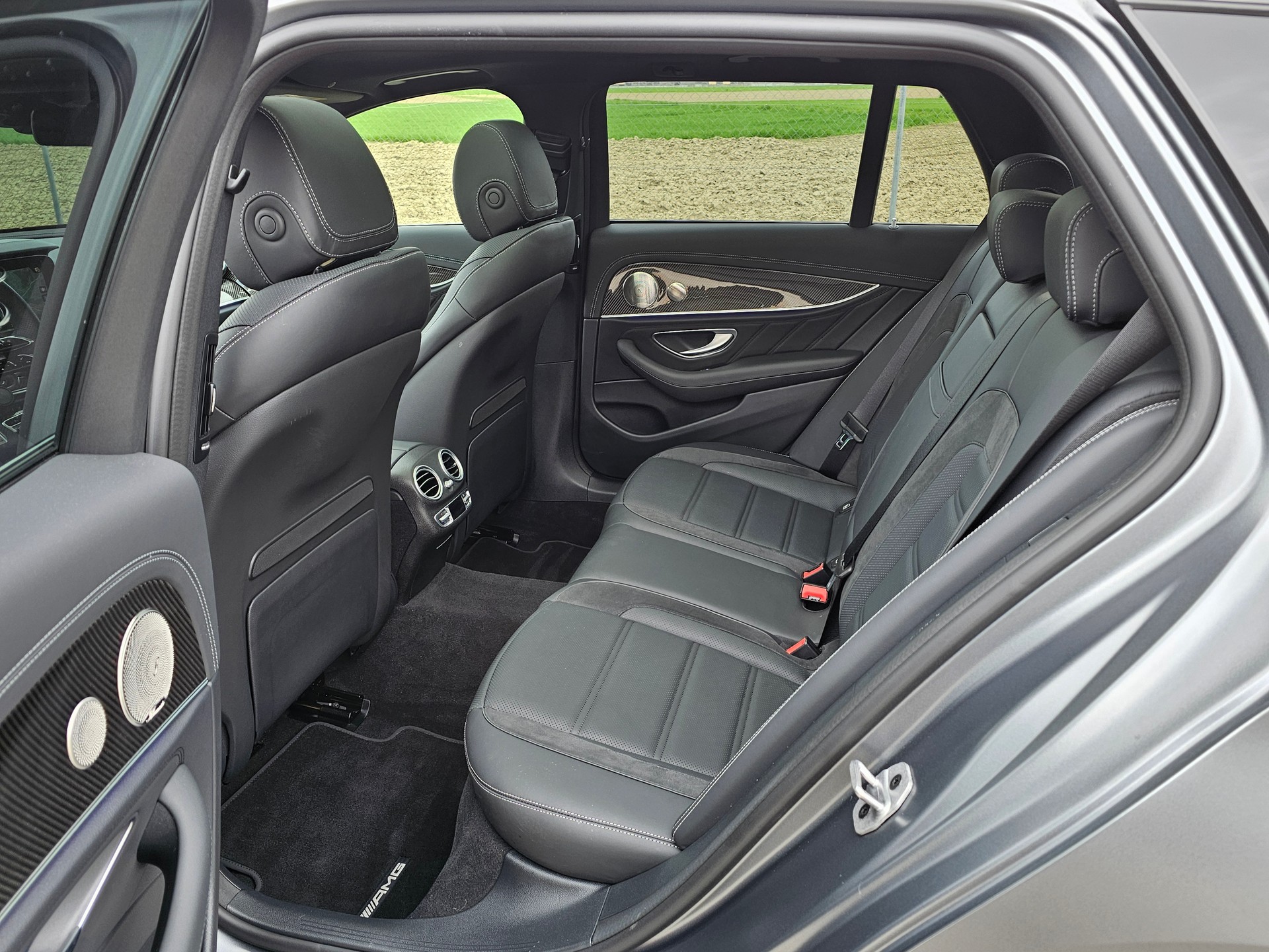 MERCEDES-BENZ AMG E 53 T 4Matic+ Speedshift 9G-TCT-image-10
