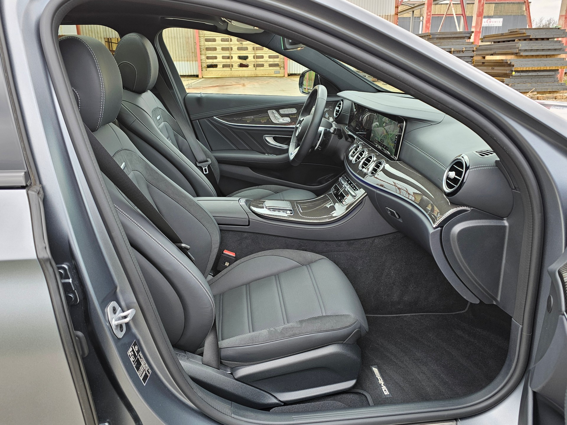 MERCEDES-BENZ AMG E 53 T 4Matic+ Speedshift 9G-TCT-image-9