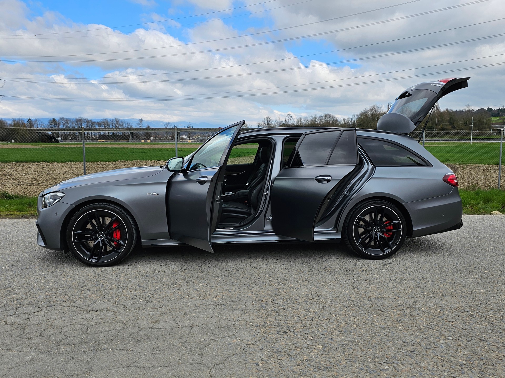 MERCEDES-BENZ AMG E 53 T 4Matic+ Speedshift 9G-TCT-image-2