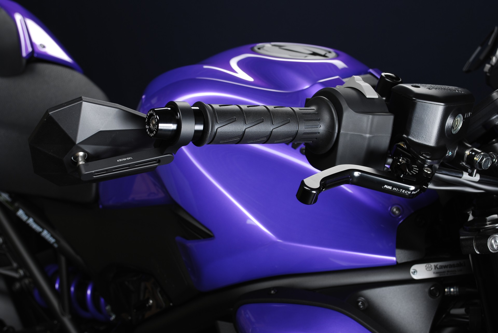 KAWASAKI Z 900 (70kW) MY25 - Sonderumbau-image-6