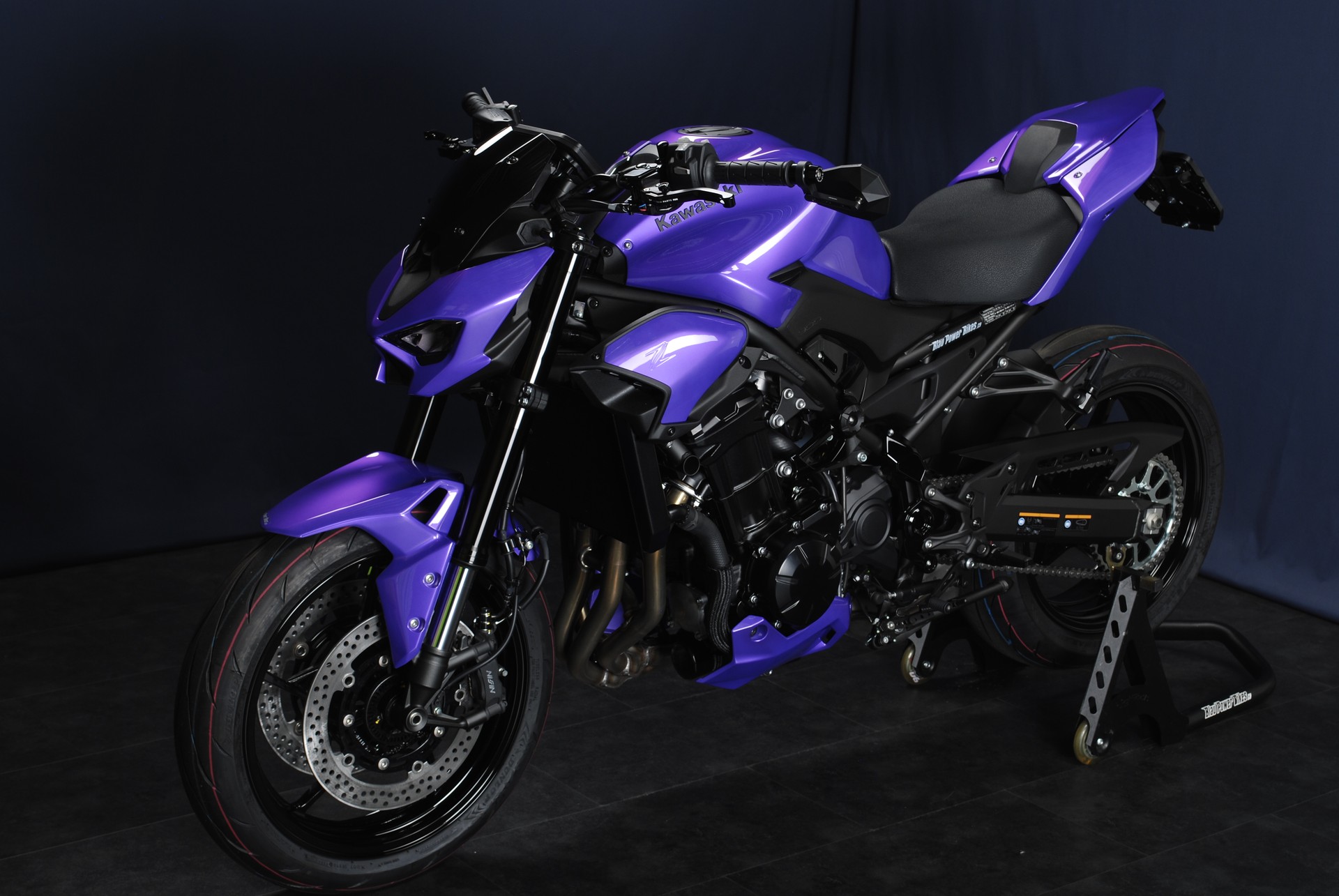 KAWASAKI Z 900 (70kW) MY25 - Sonderumbau-image-11