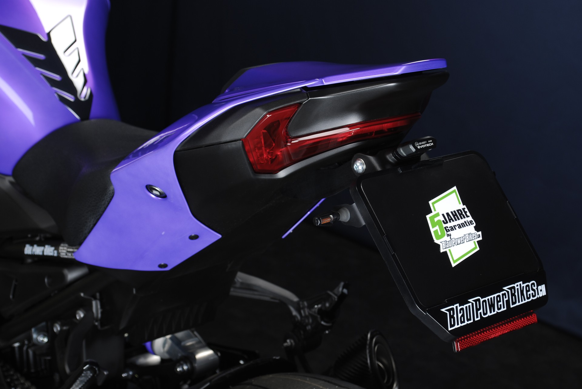 KAWASAKI Z 900 (70kW) MY25 - Sonderumbau-image-13