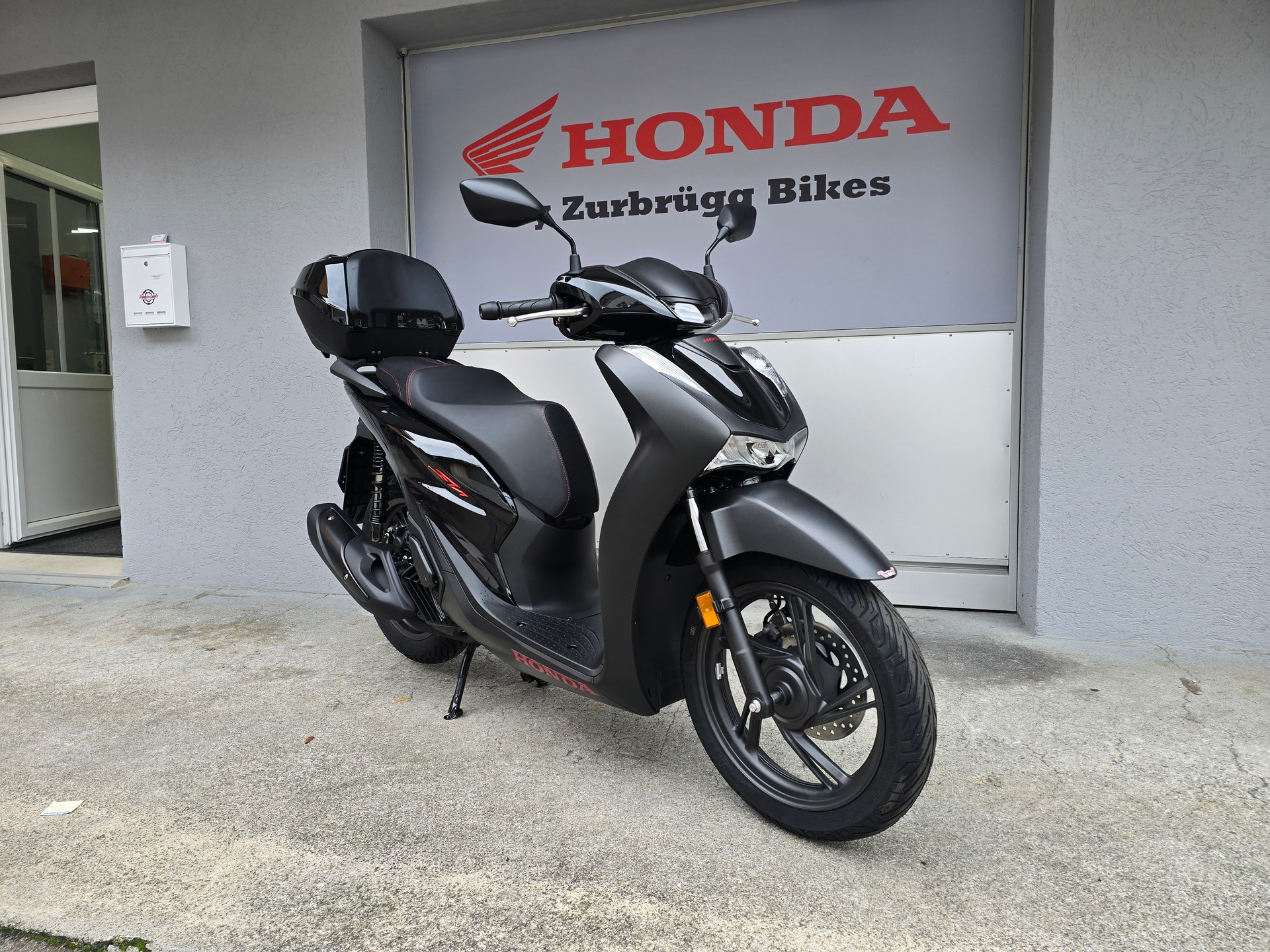 HONDA SH 125 Sporty-image-0