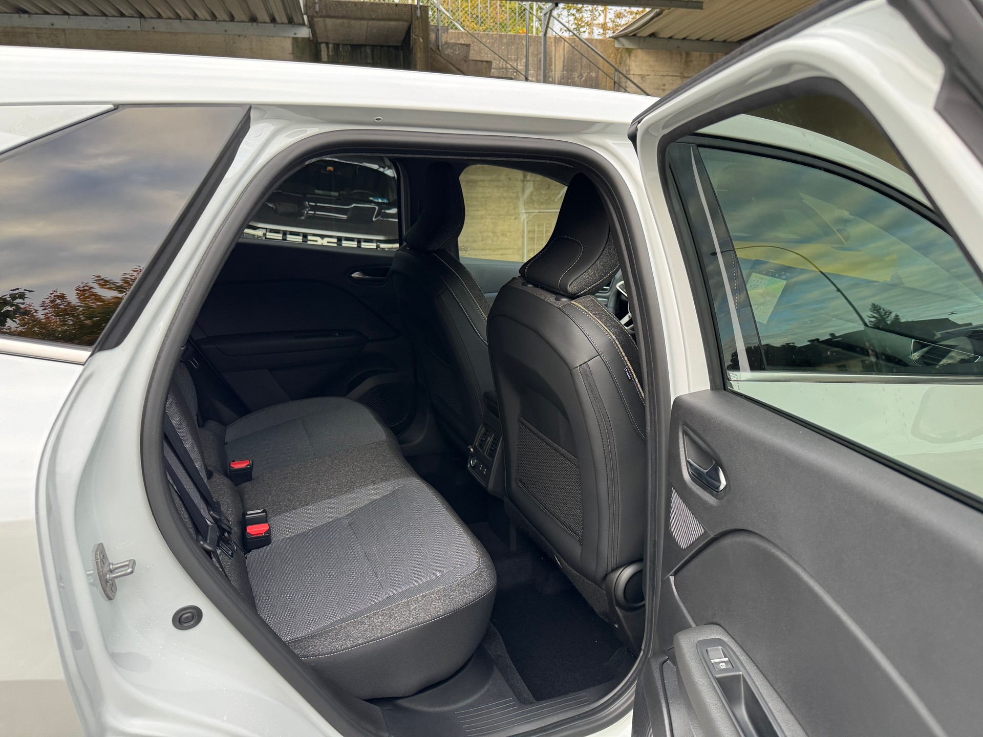 RENAULT Symbioz 1.8 E-Tech Techno-image-10
