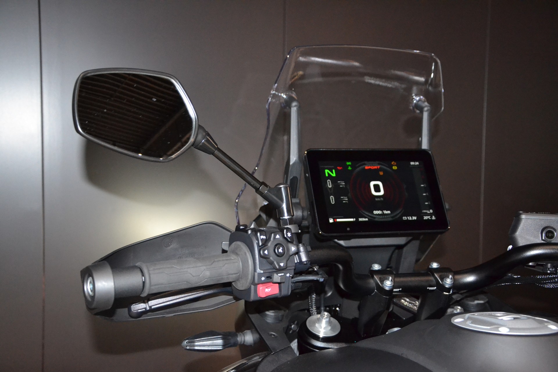 CF MOTO Explore-image-5