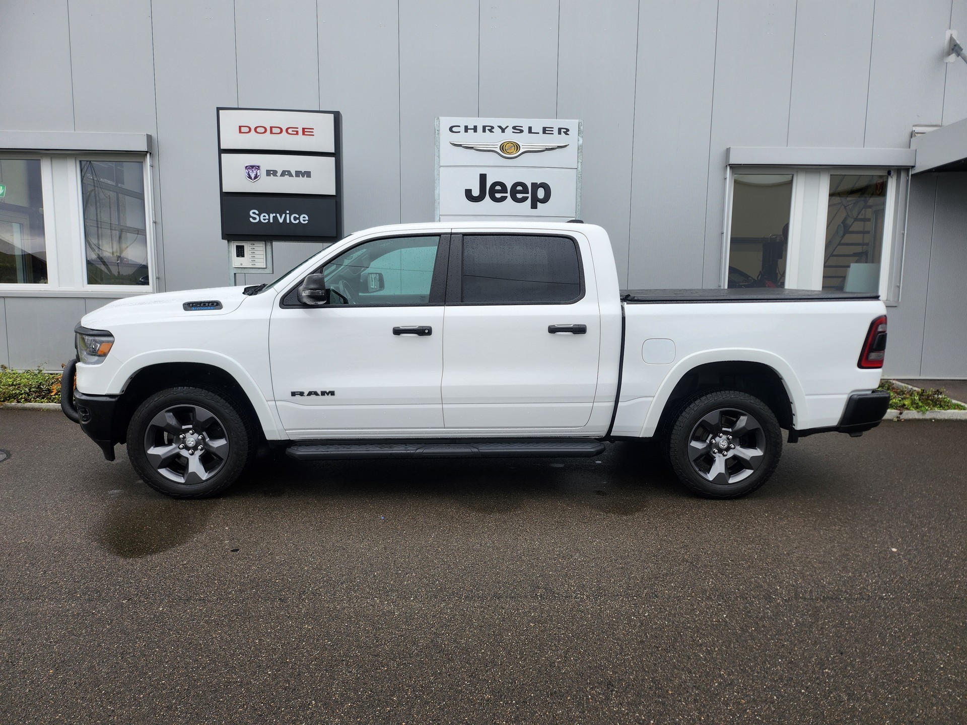 DODGE Ram 1500 3.6 V6 4x4 Bighorn 305PS / 3.4T AHK