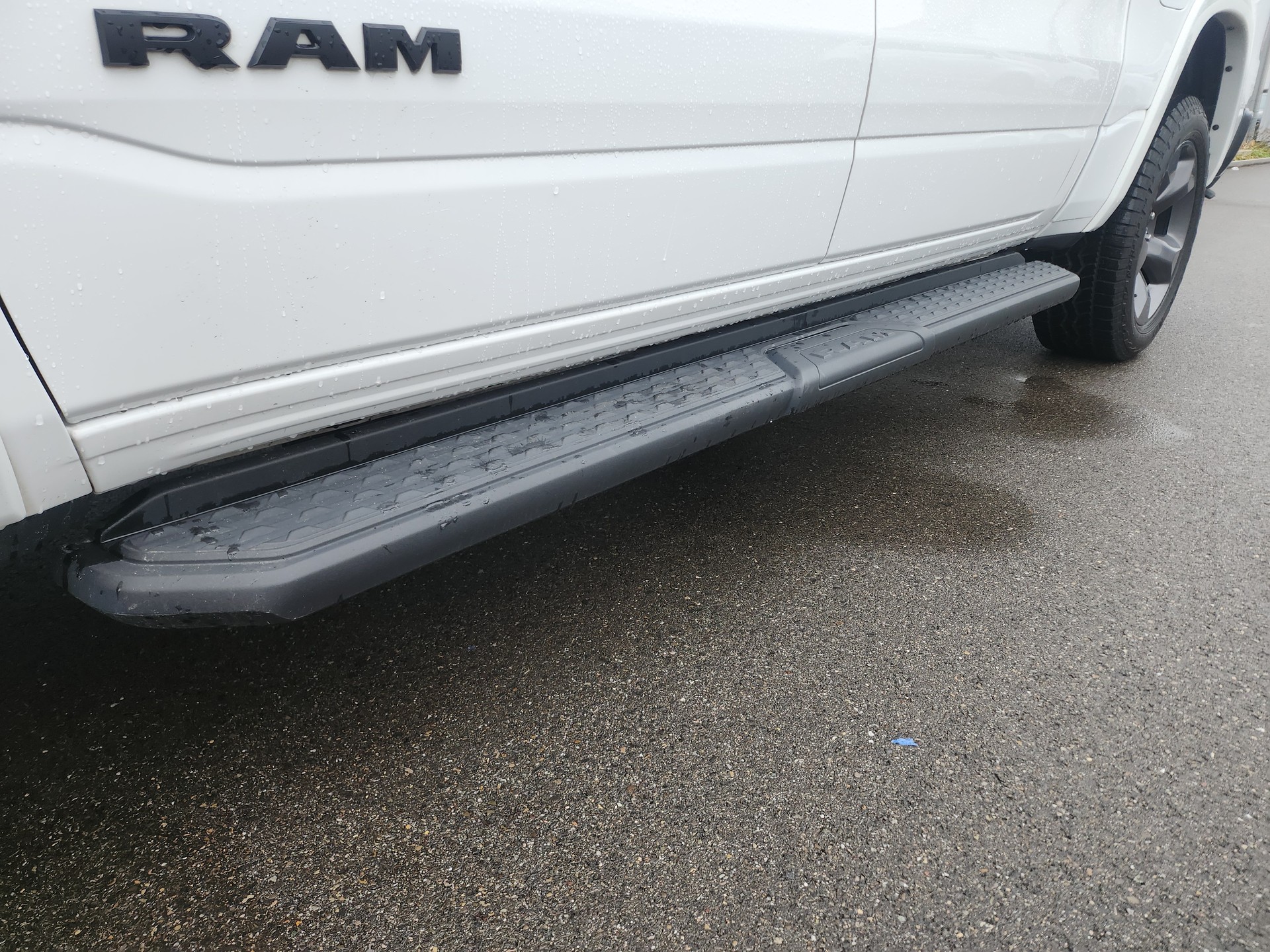 DODGE Ram 1500 3.6 V6 4x4 Bighorn 305PS / 3.4T AHK-image-15