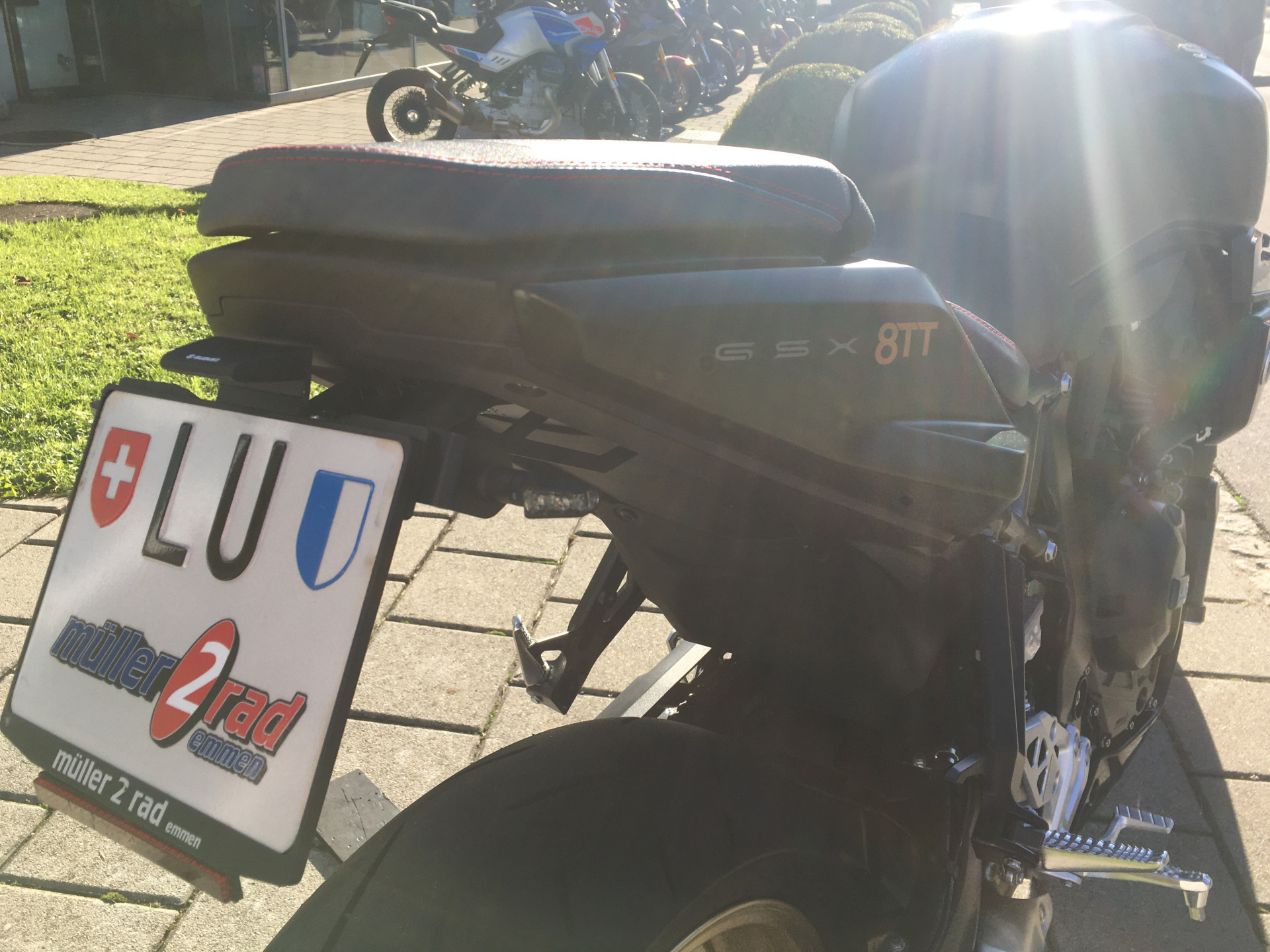 SUZUKI GSX-8TT-image-1
